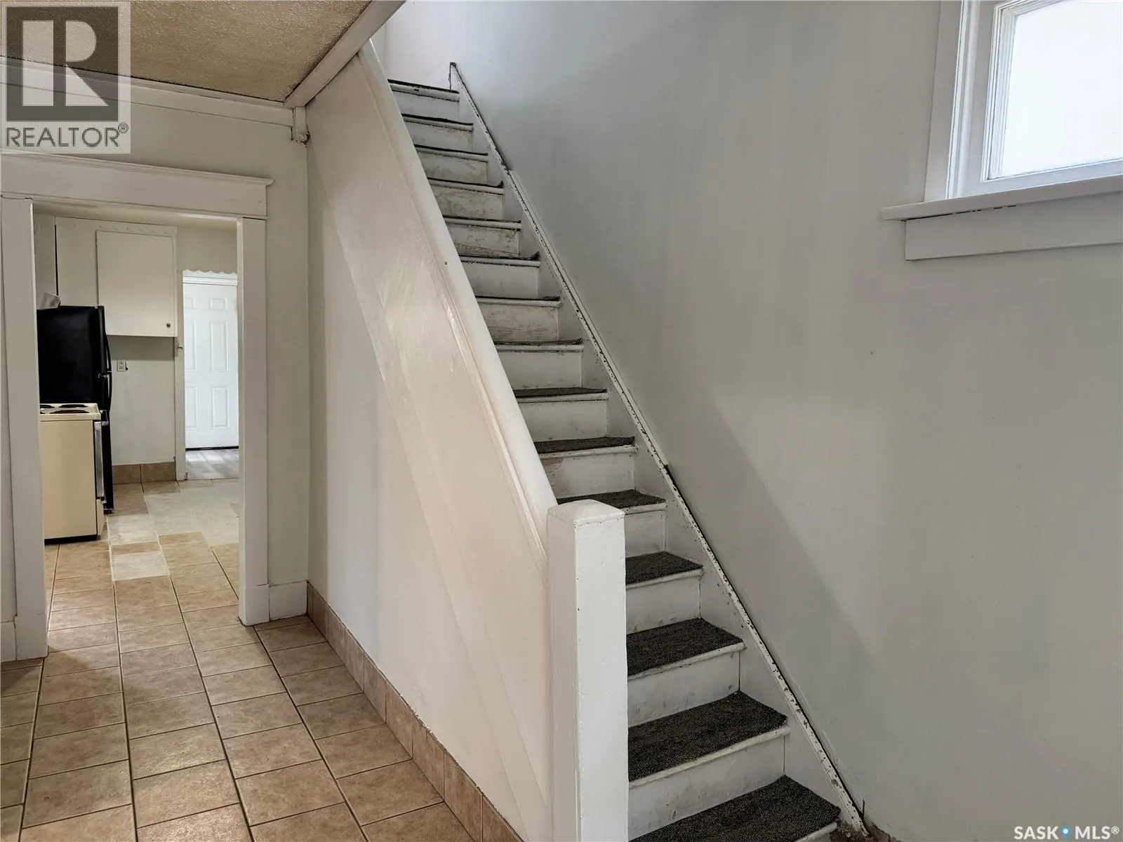318 H AVENUE S