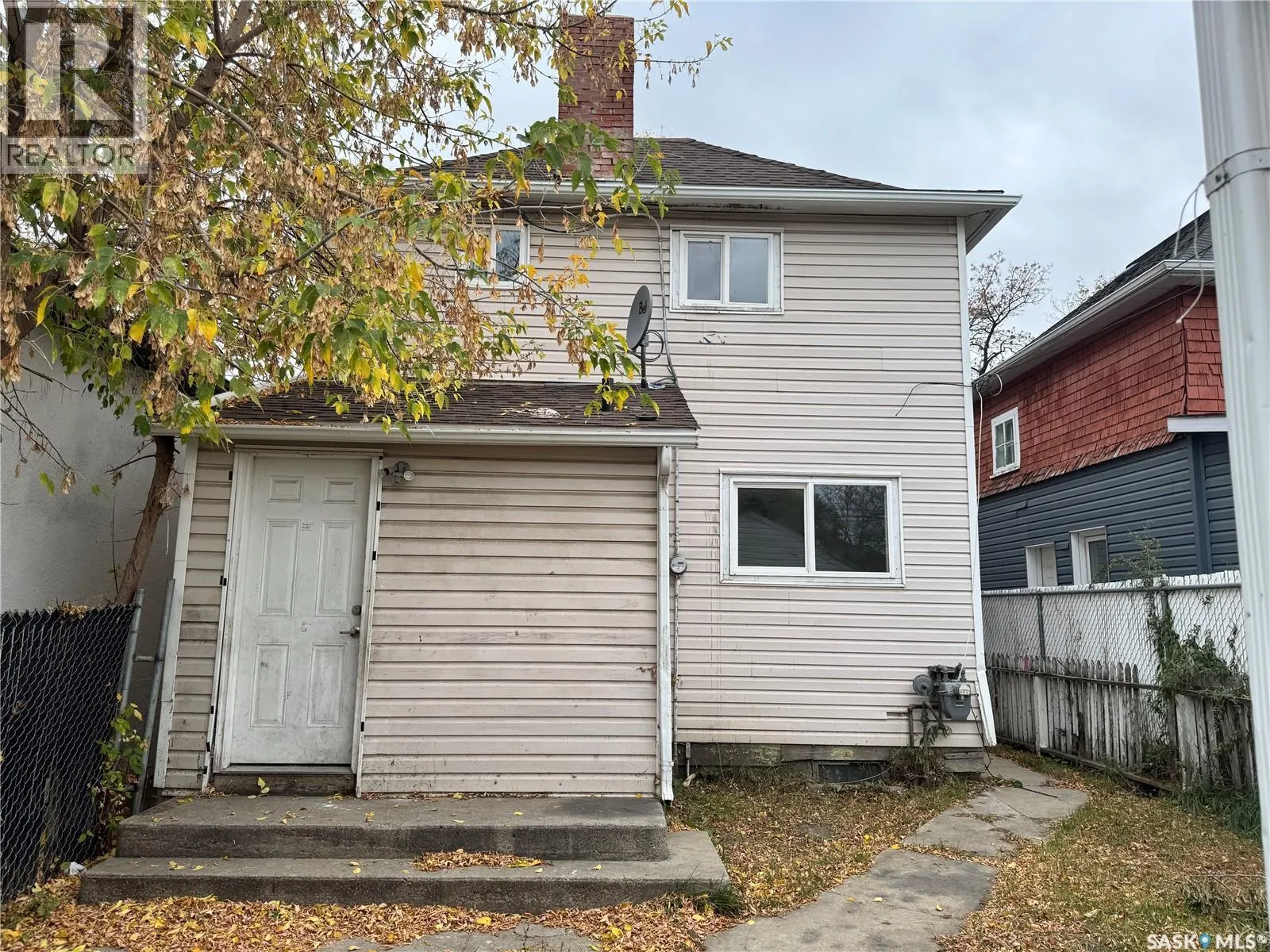 318 H AVENUE S