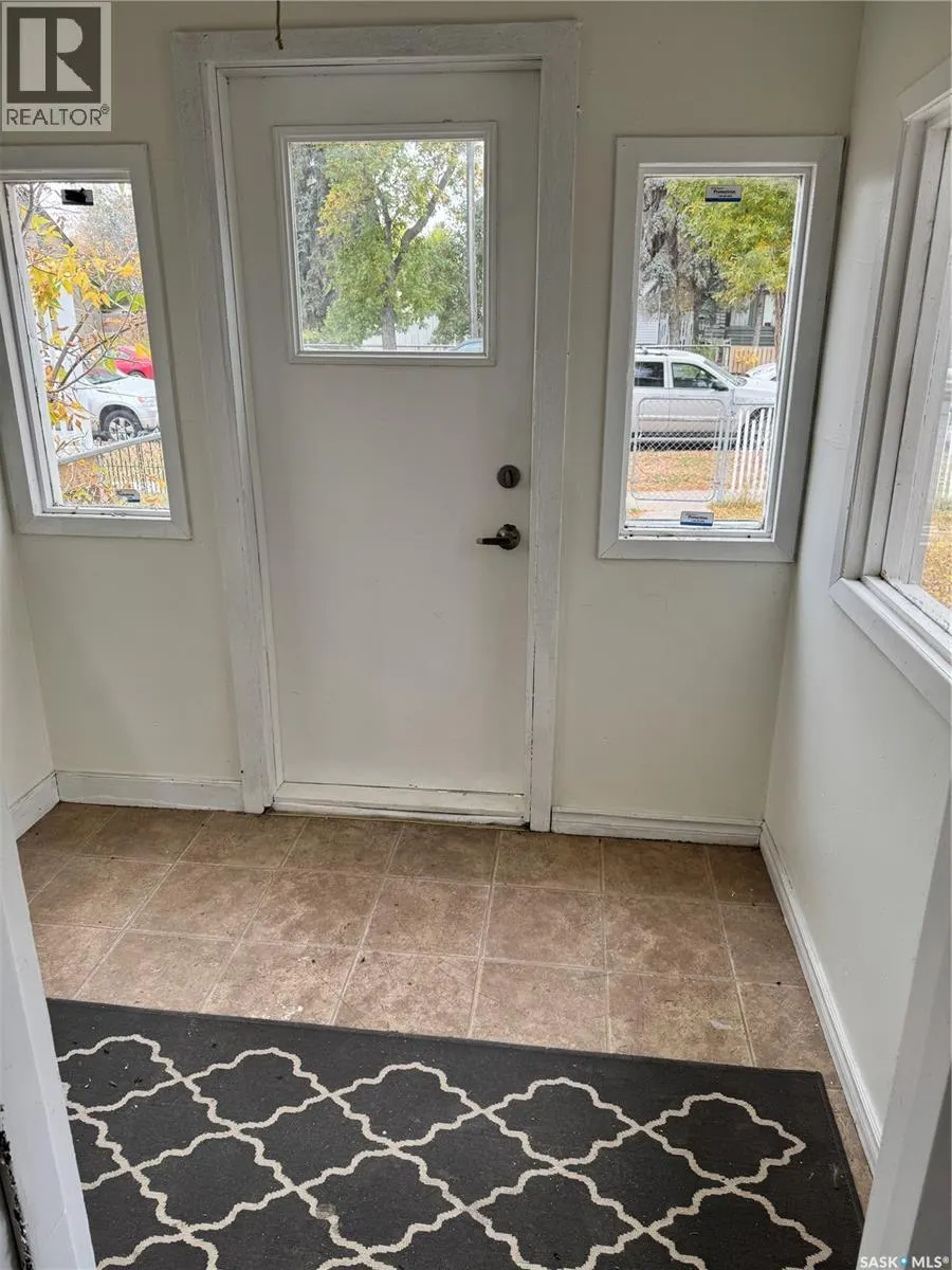 318 H AVENUE S