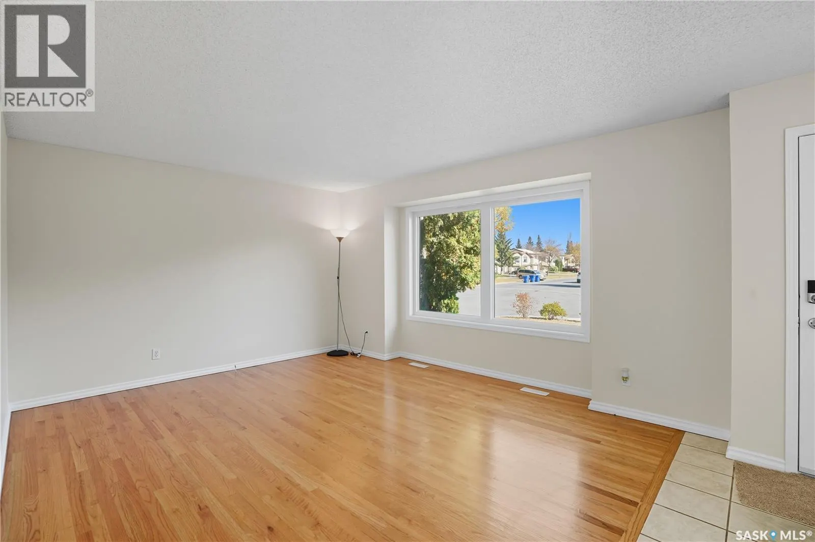102 Bonli CRESCENT