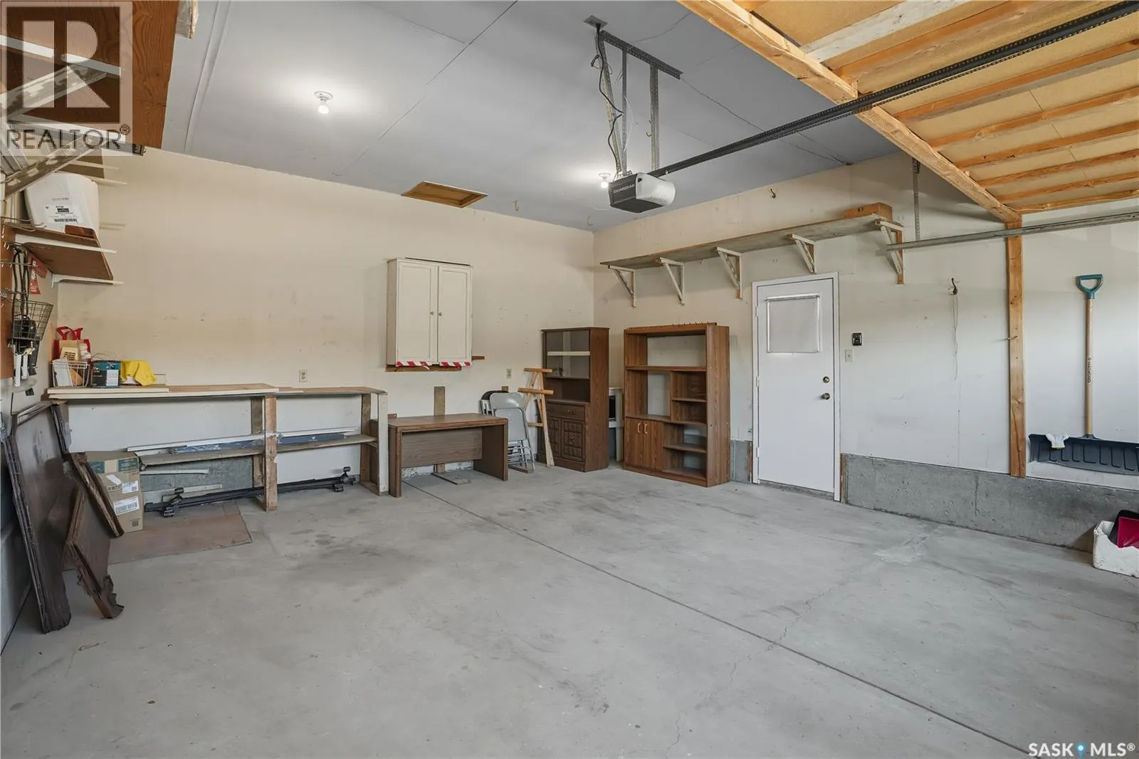 102 Bonli CRESCENT