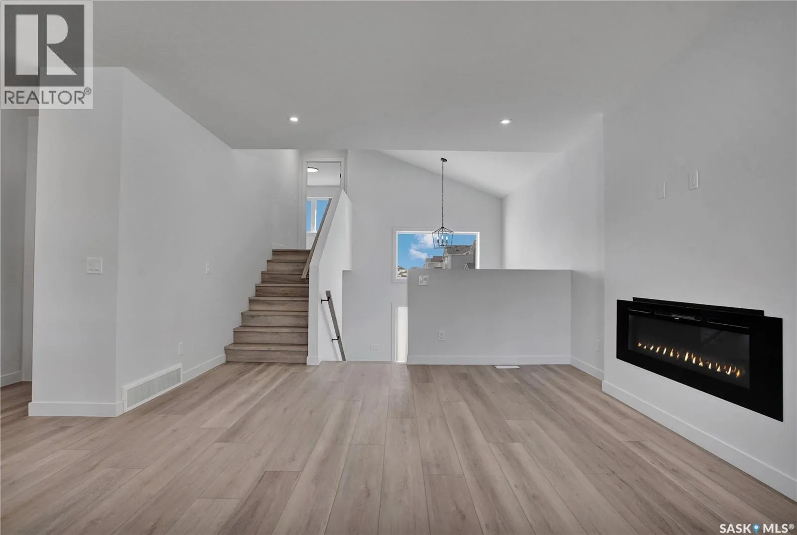 114 Haverstock CRESCENT