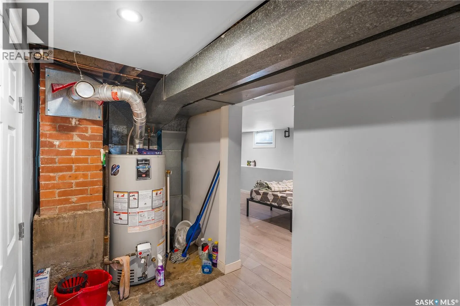 1734 13th STREET W