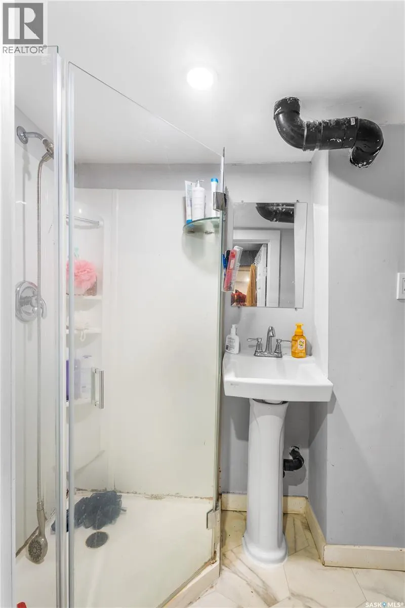 1734 13th STREET W