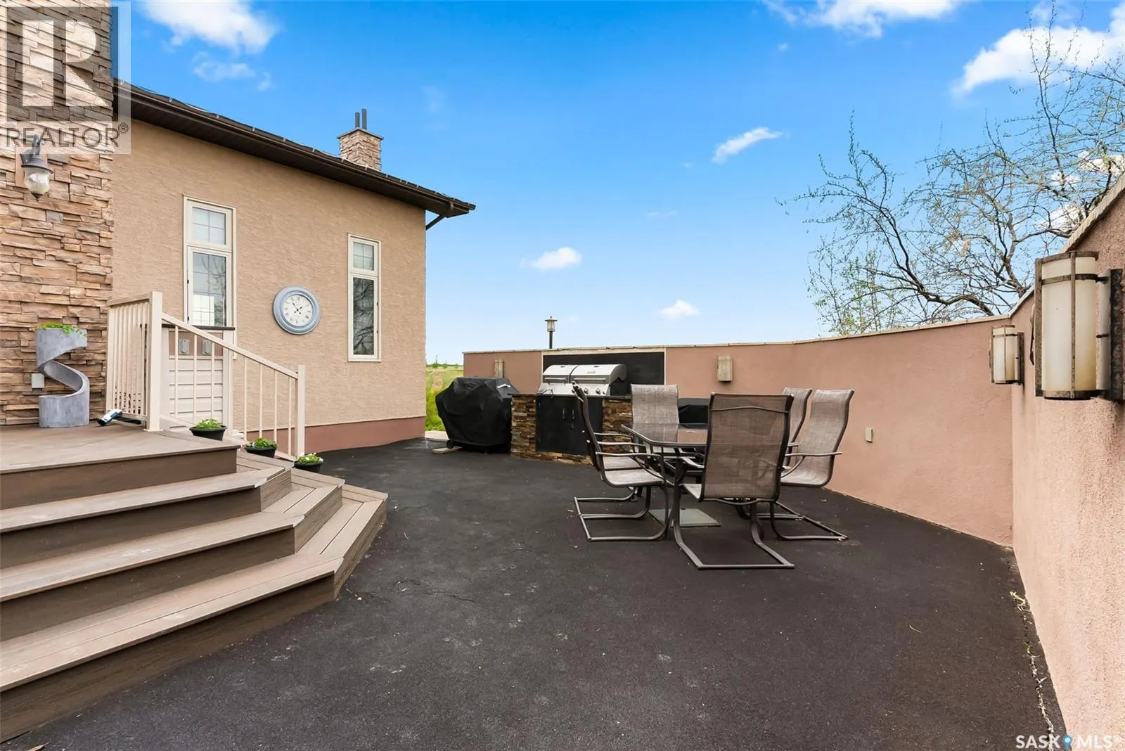 26 Longman DRIVE