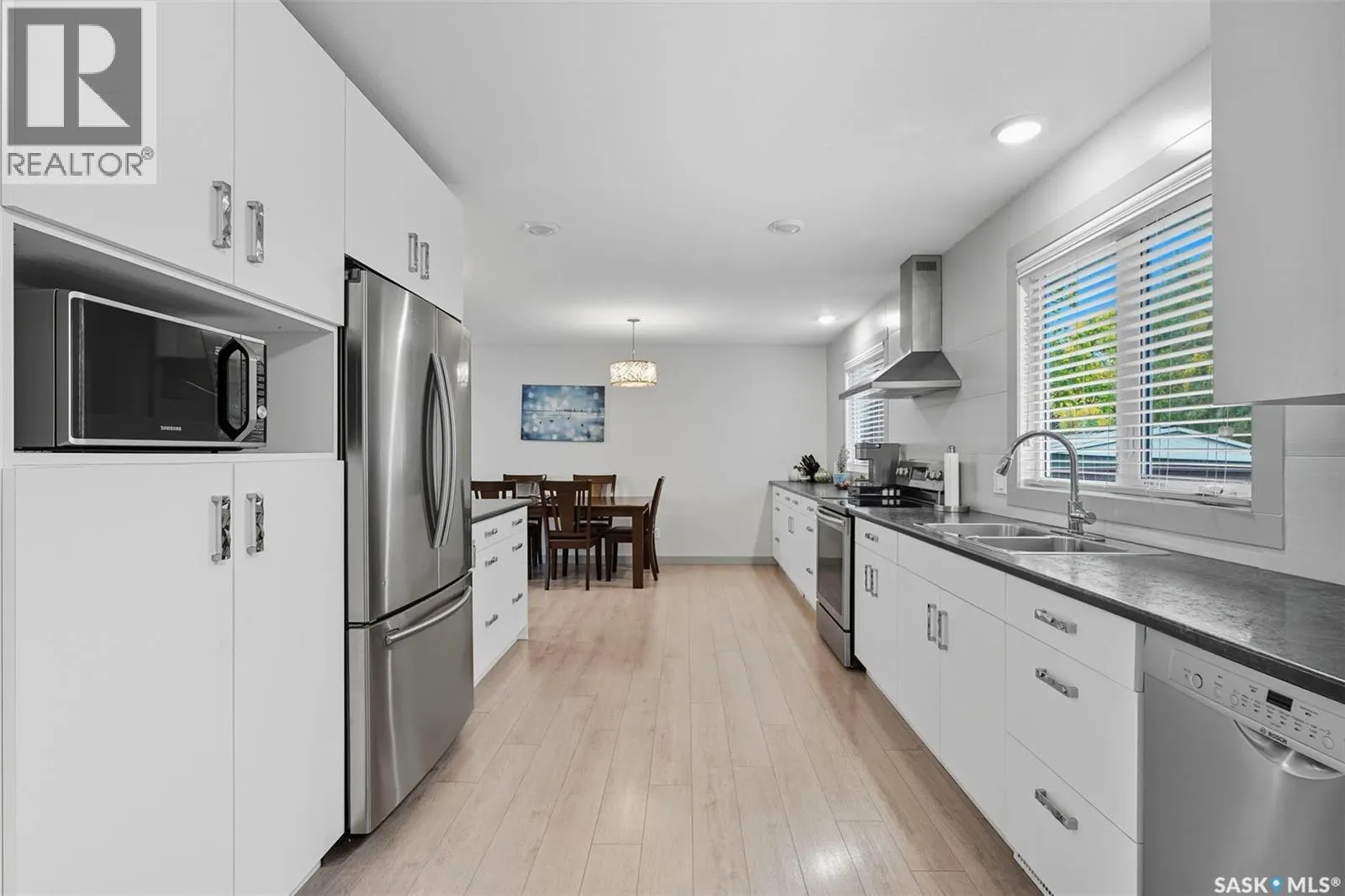 148 St Lawrence CRESCENT
