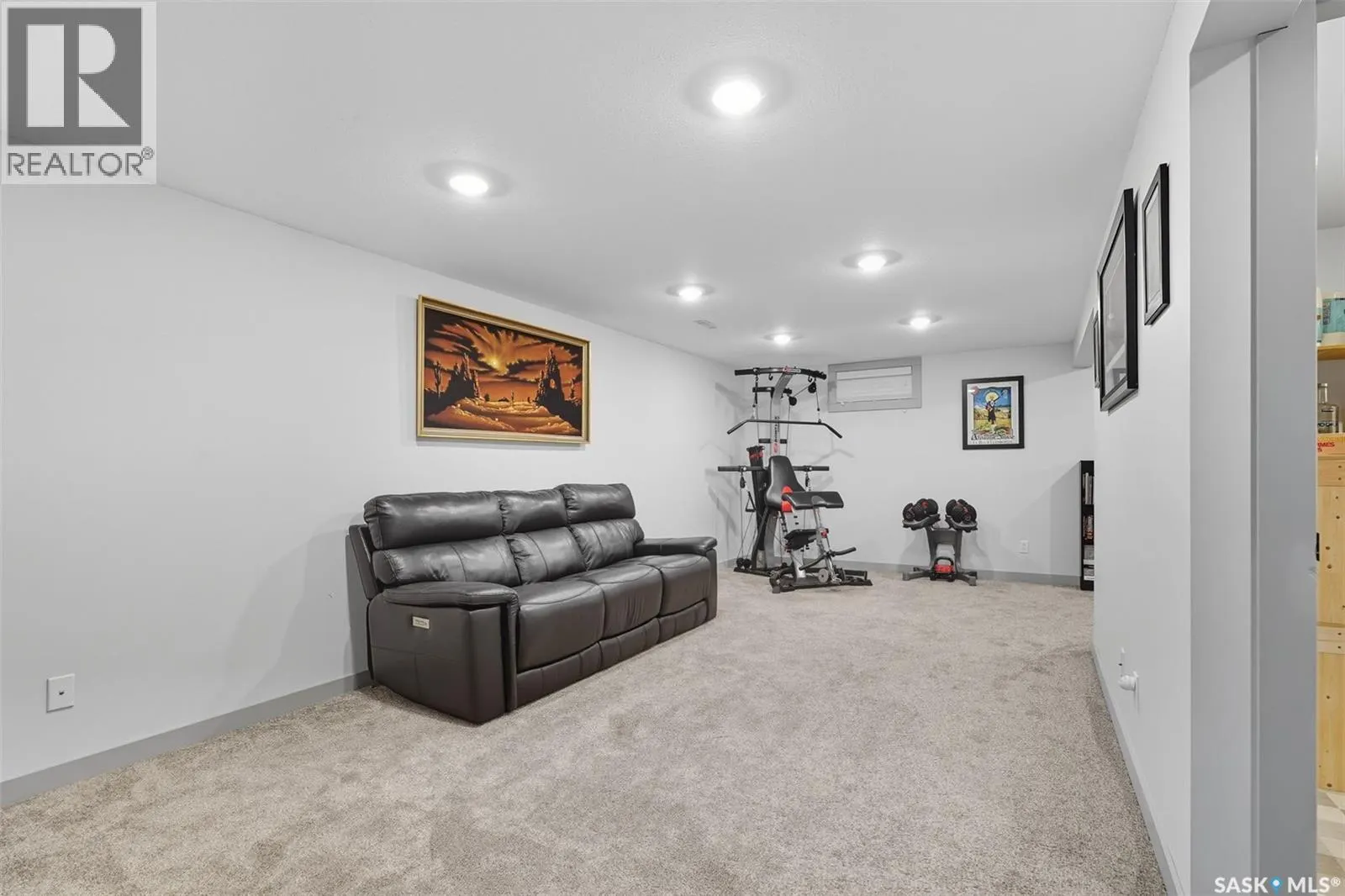 148 St Lawrence CRESCENT