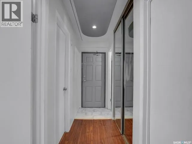 11 20 Assiniboine STREET