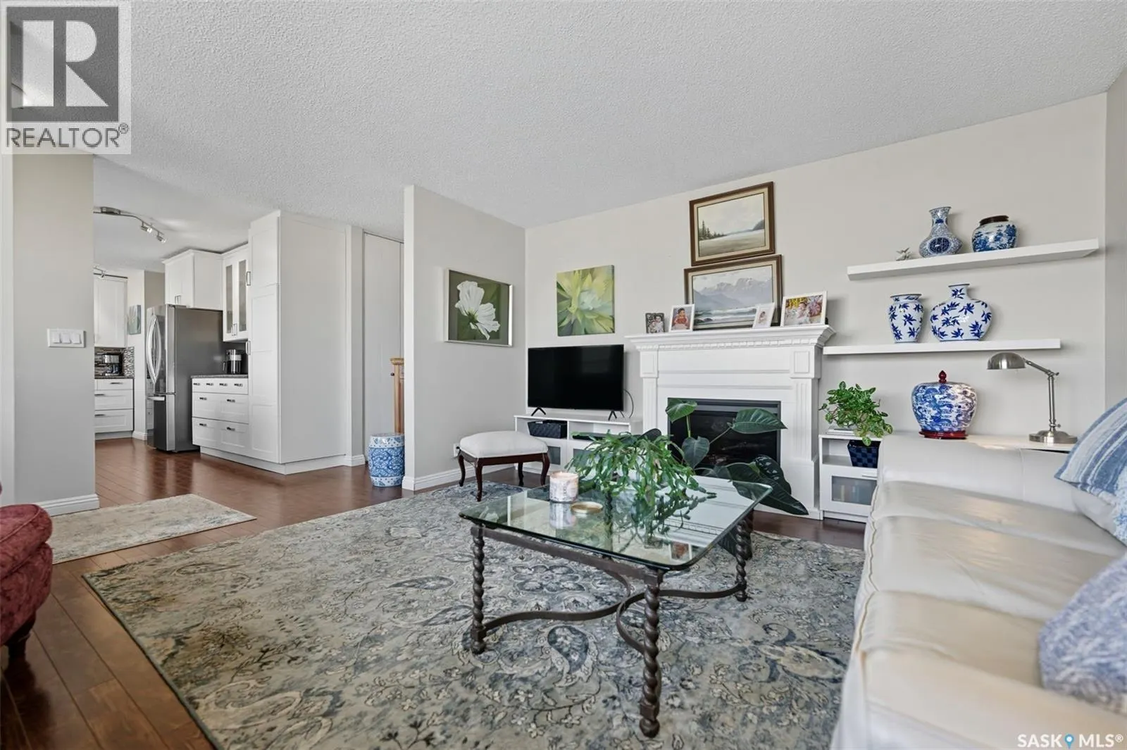 30 Calvert CRESCENT