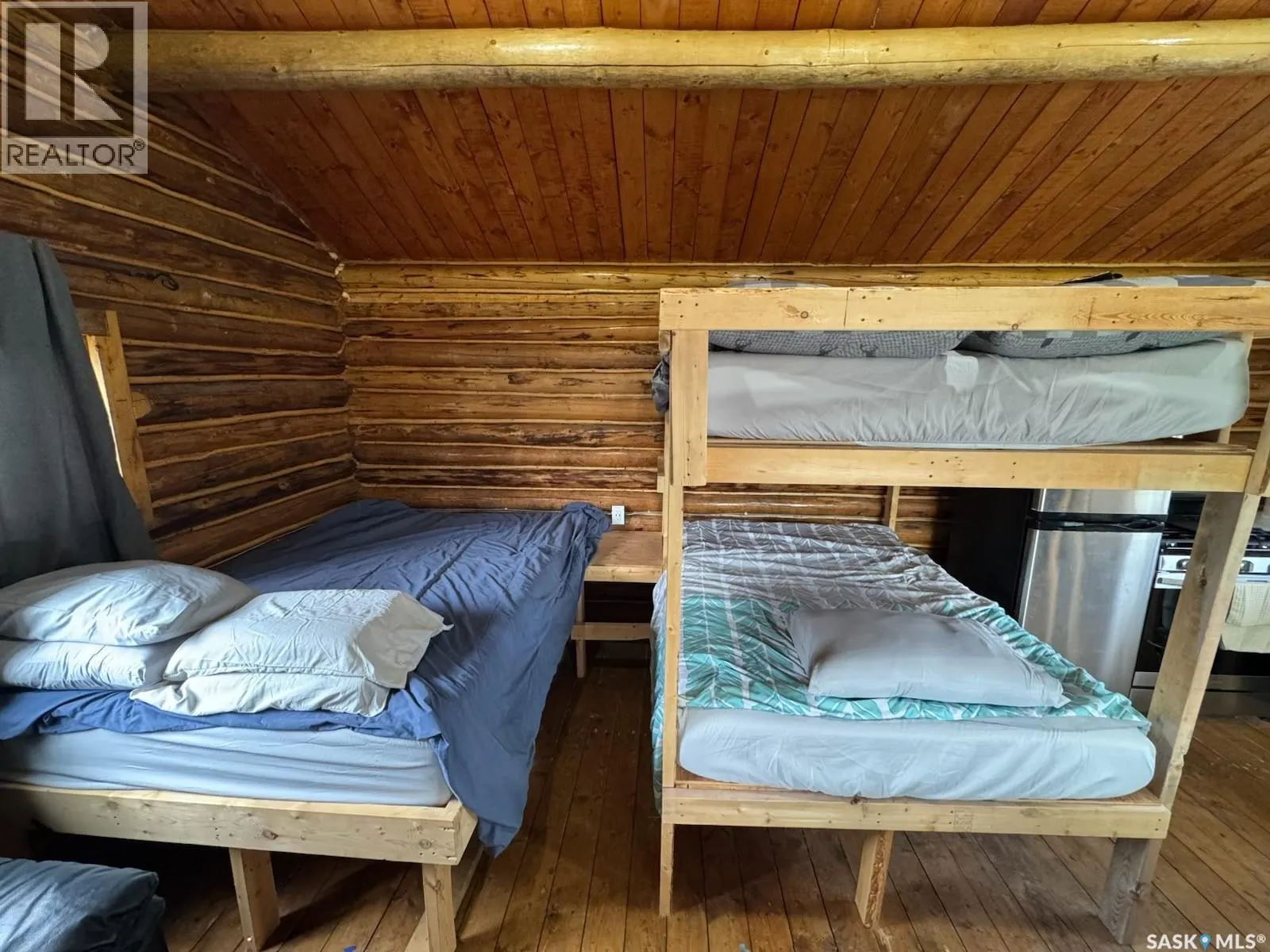 Cabin on Island Near Mooney Beach