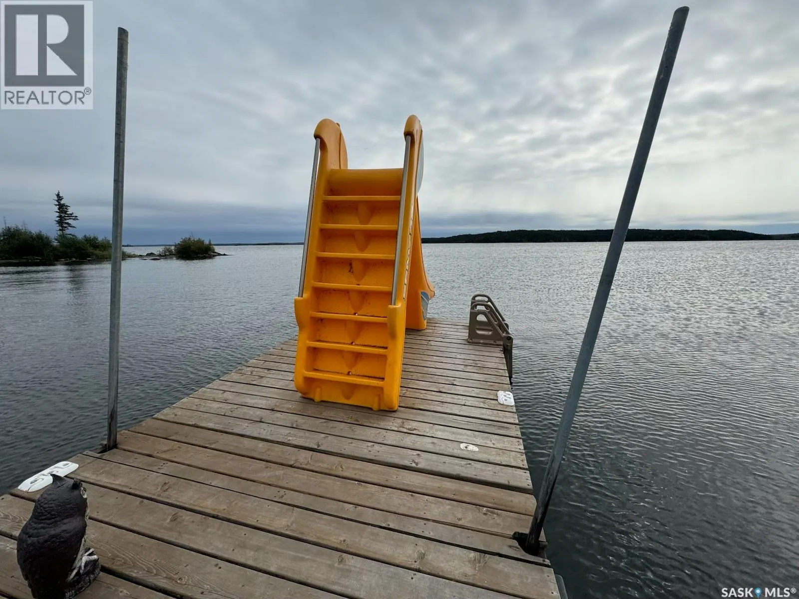 Cabin on Island Near Mooney Beach