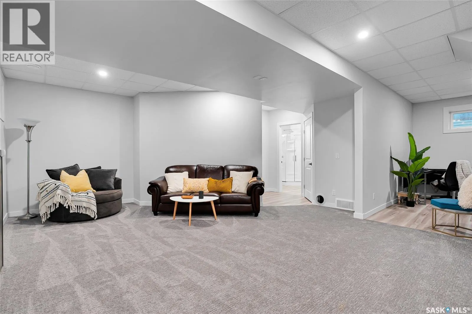 119 Kinsmen CRESCENT