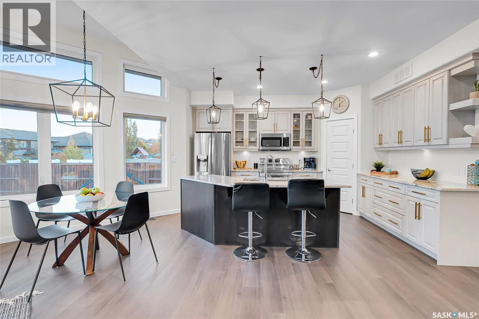 119 Kinsmen CRESCENT