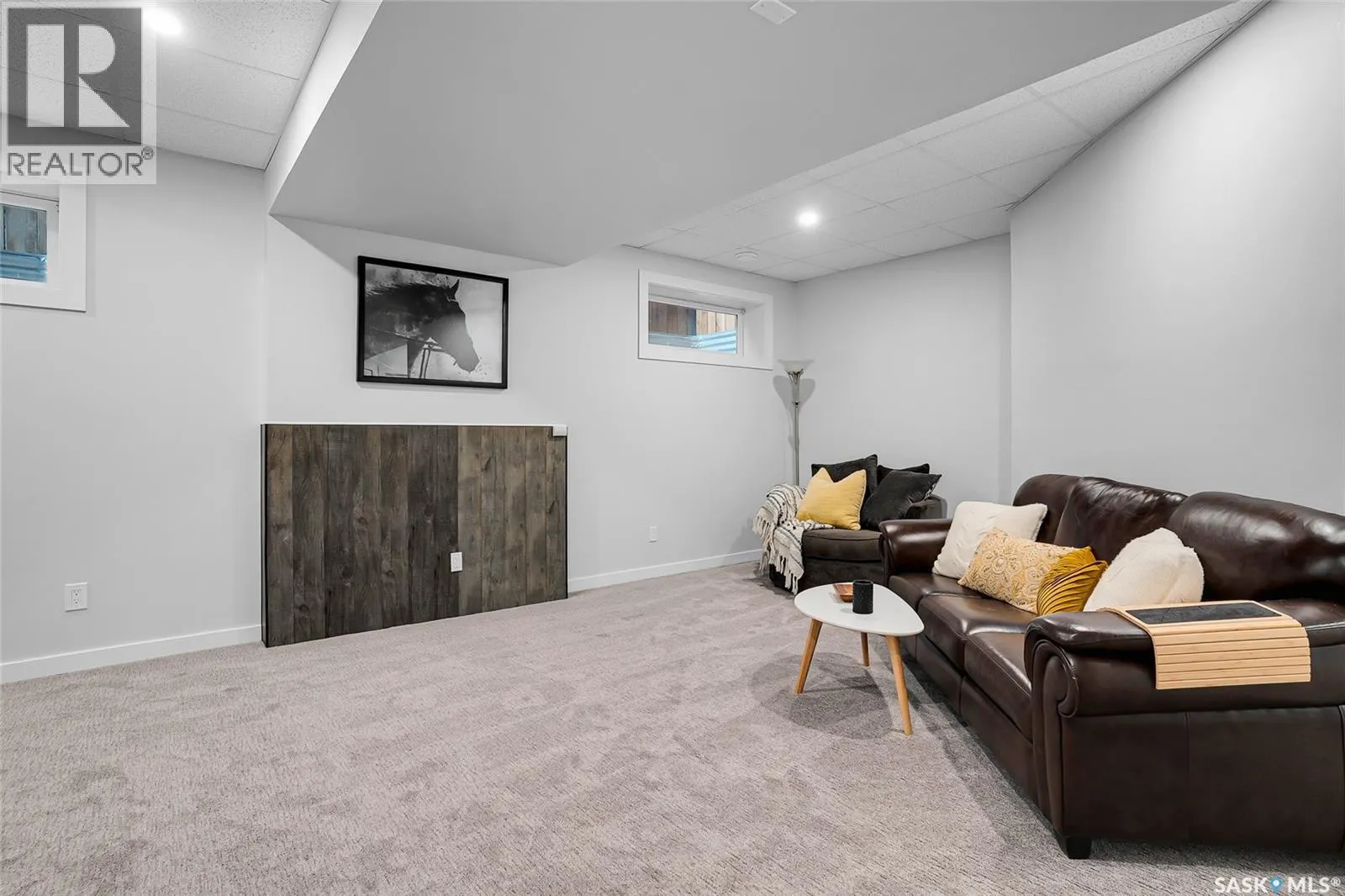 119 Kinsmen CRESCENT