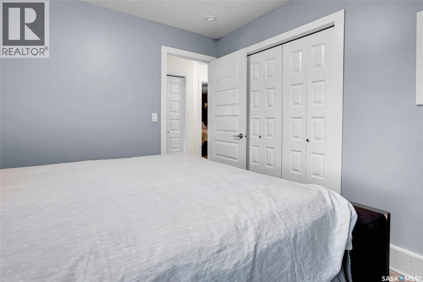 119 Kinsmen CRESCENT