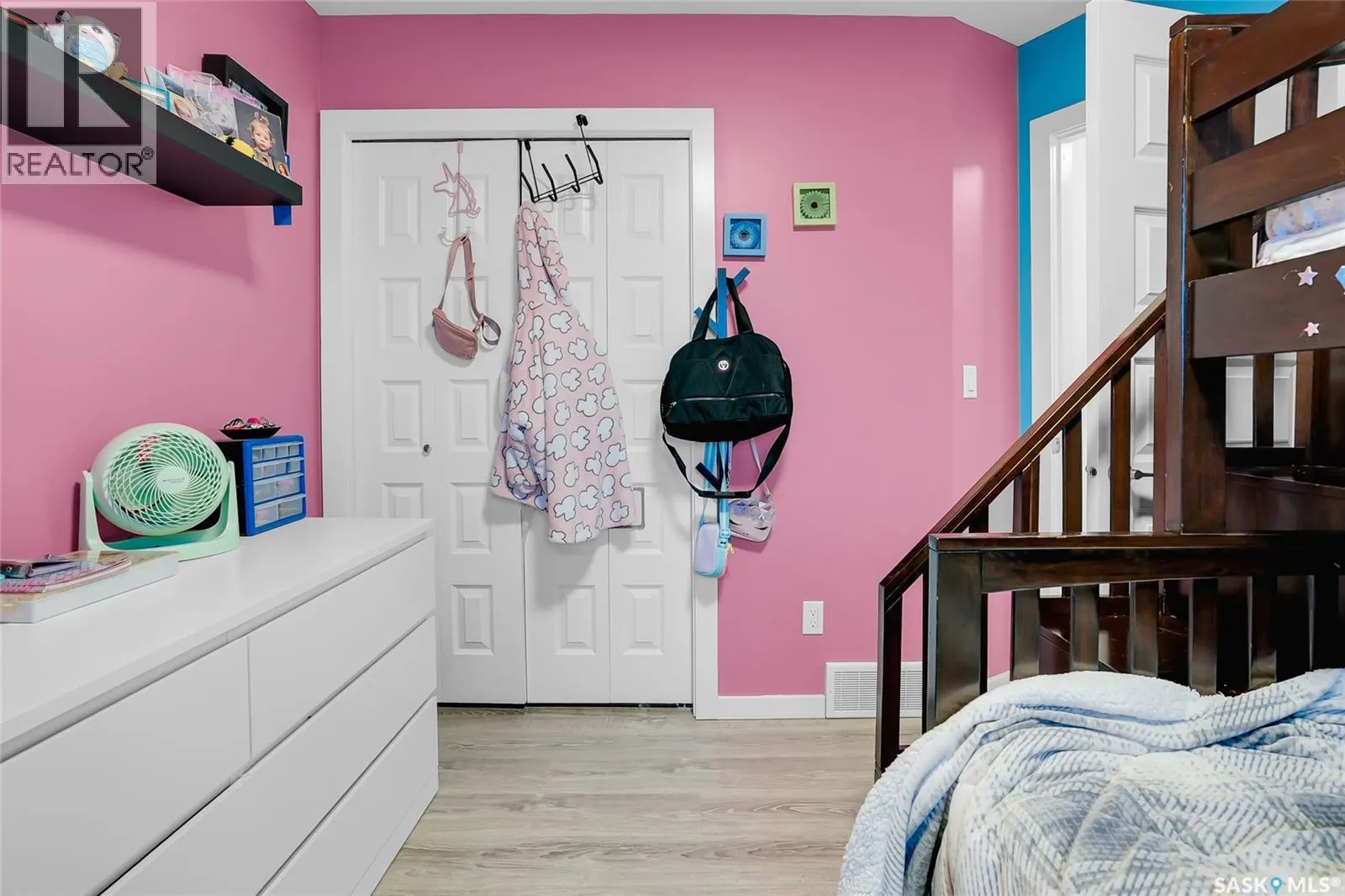 119 Kinsmen CRESCENT