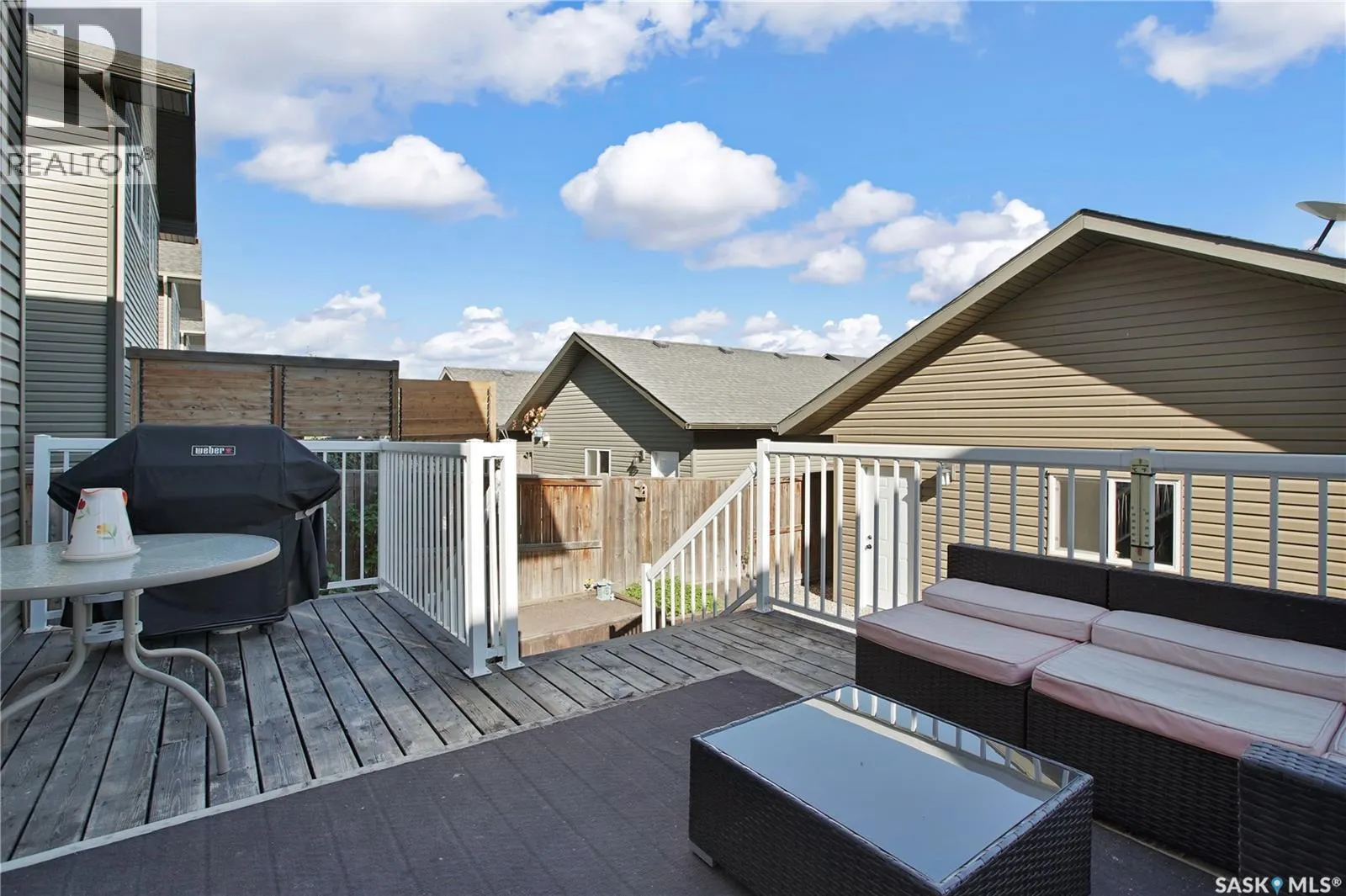 422 Redwood CRESCENT