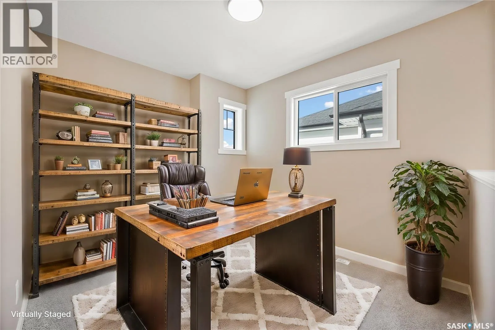 2929 Welby WAY