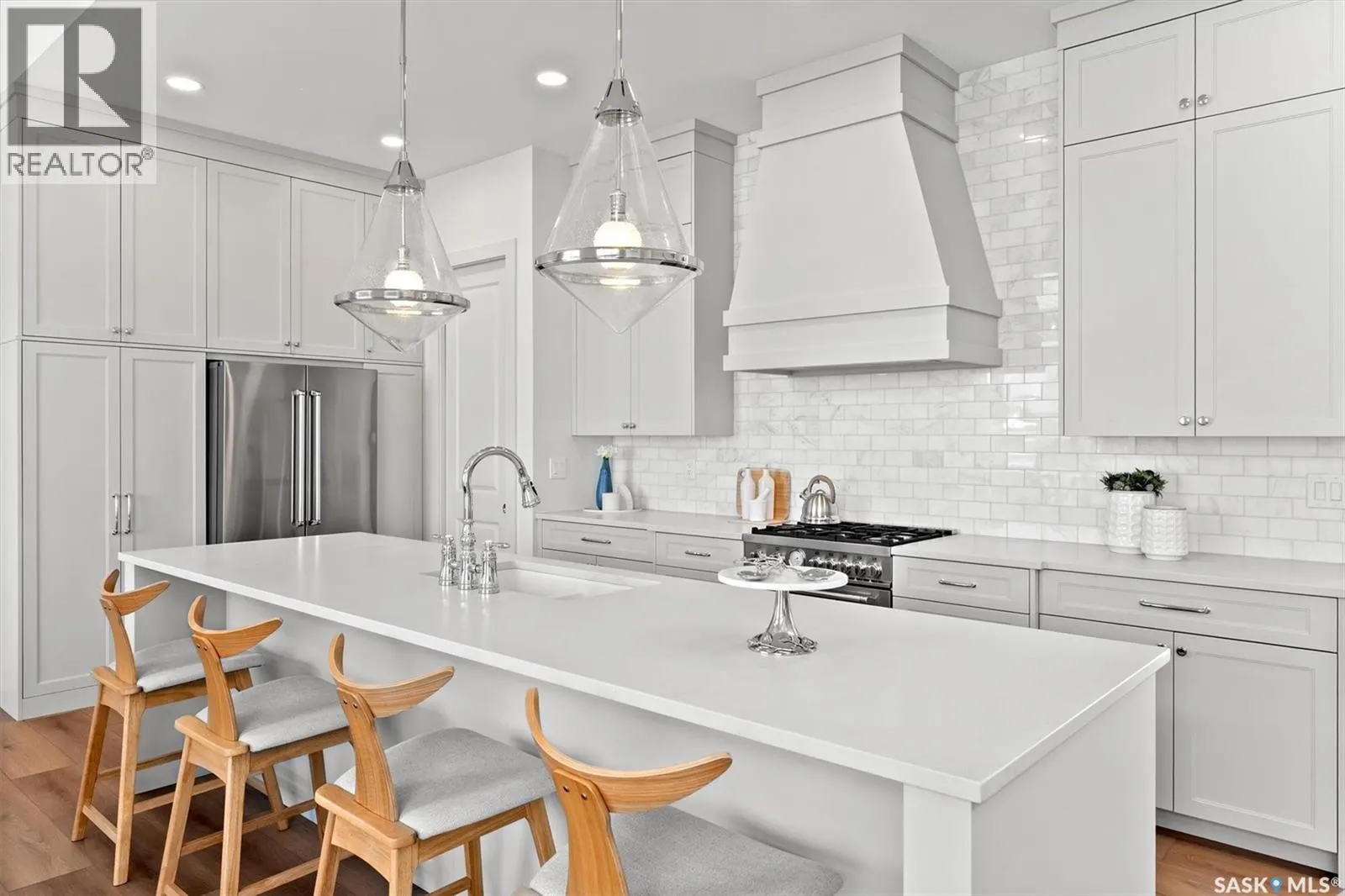 641 Greenbryre COVE