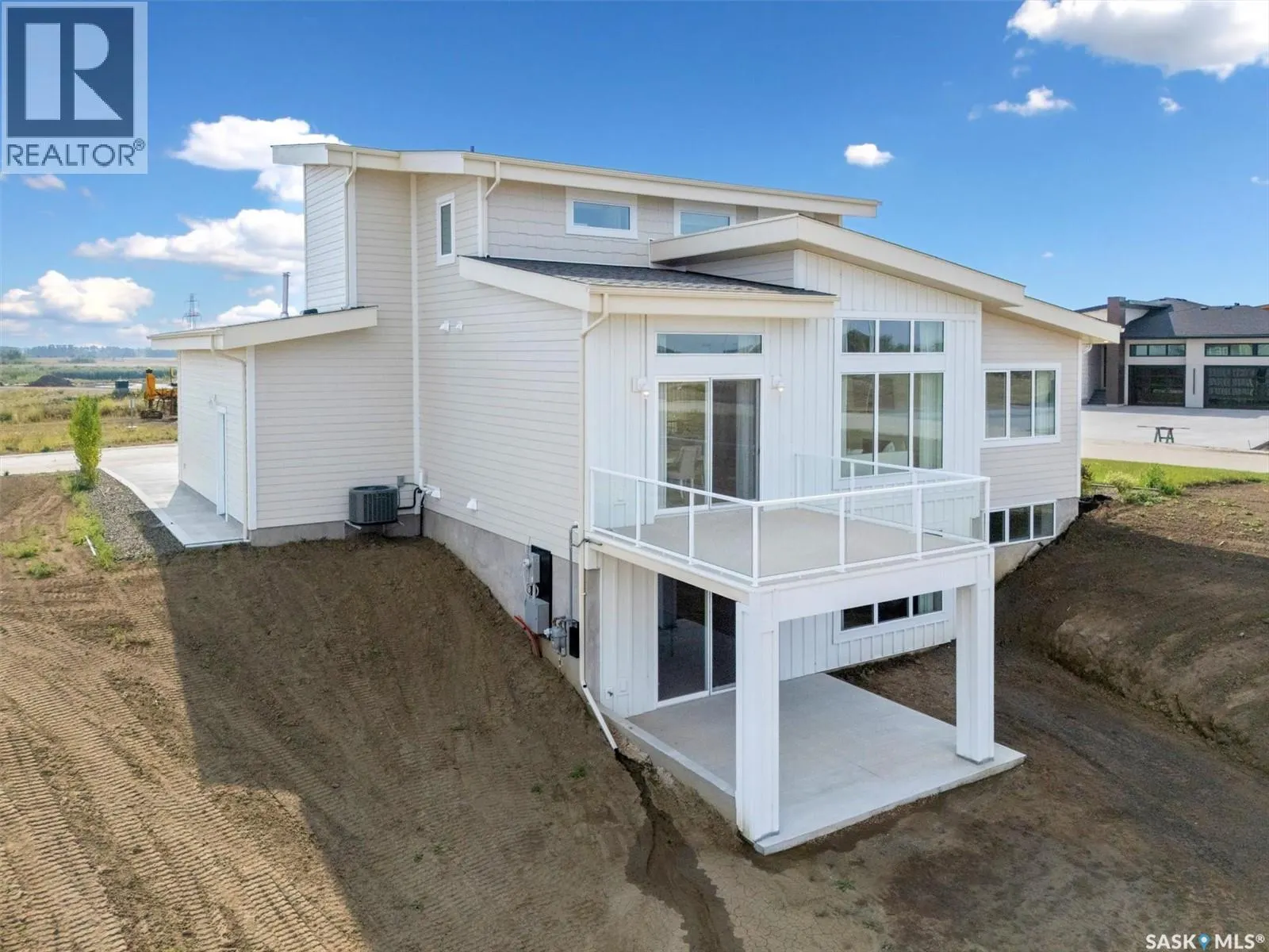 641 Greenbryre COVE