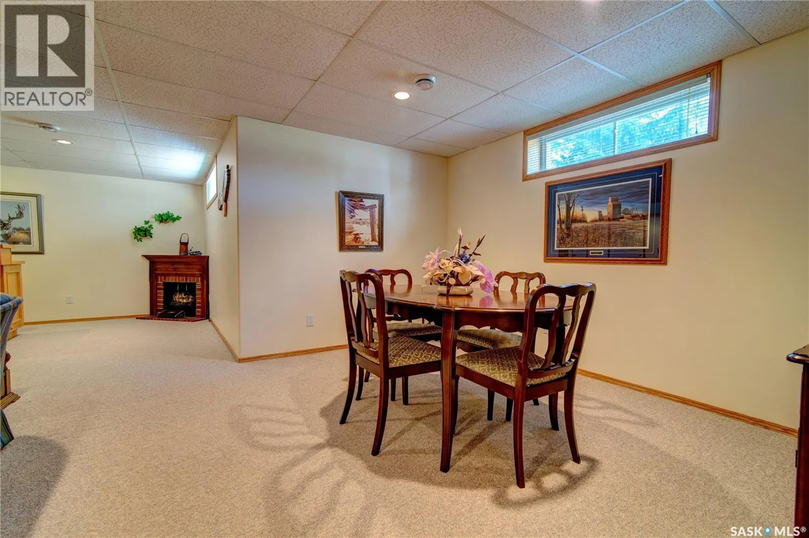 3235 RENFREW CRESCENT E