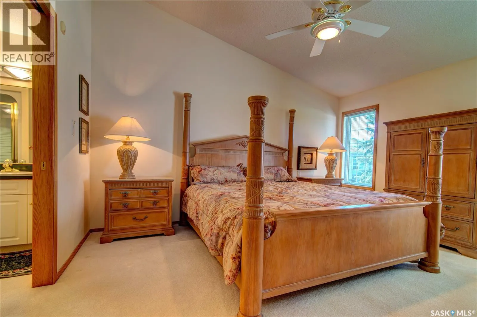3235 RENFREW CRESCENT E