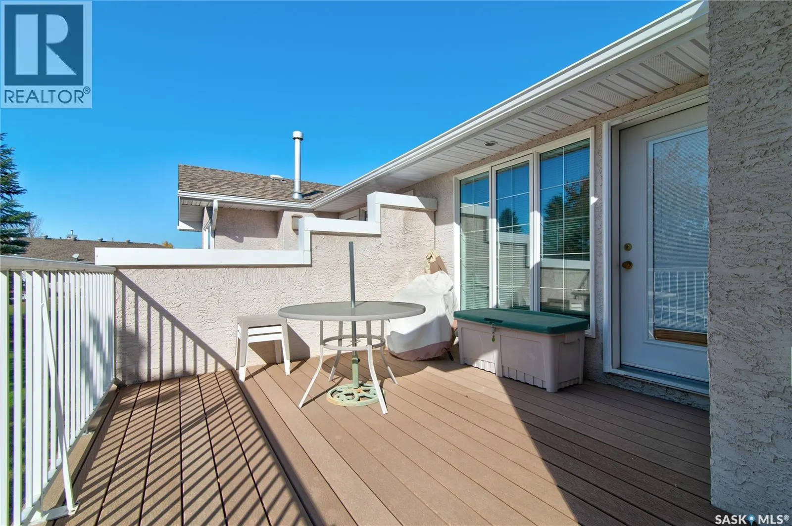 3235 RENFREW CRESCENT E