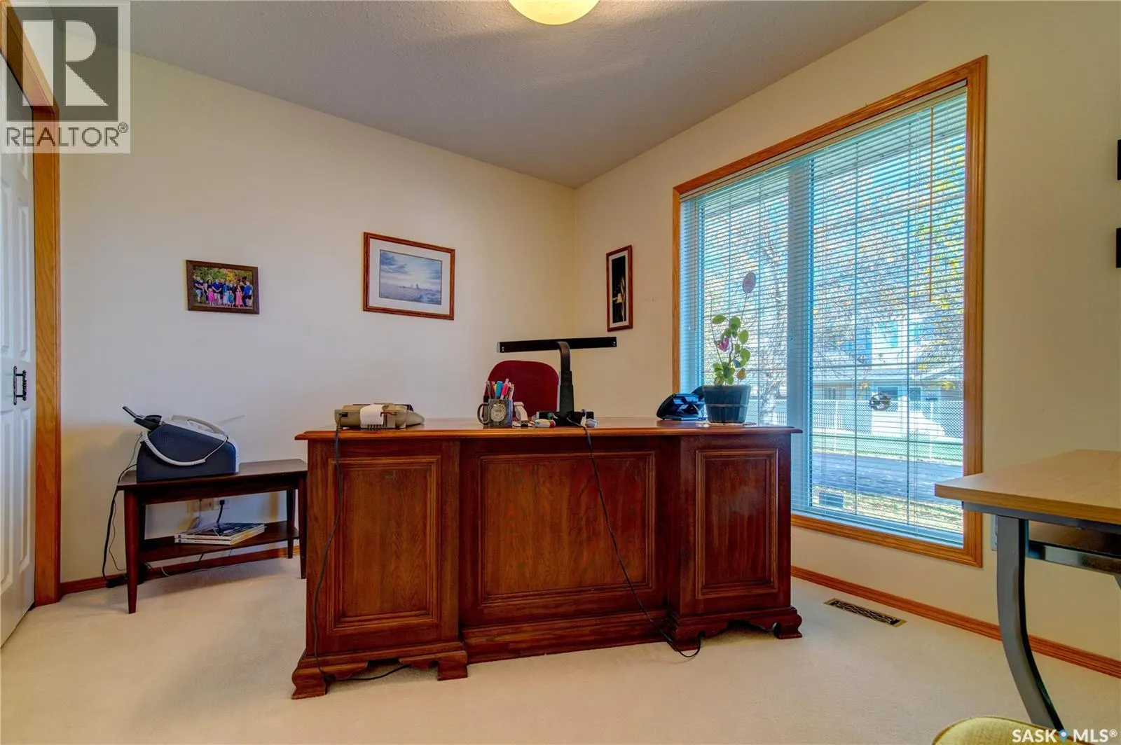 3235 RENFREW CRESCENT E