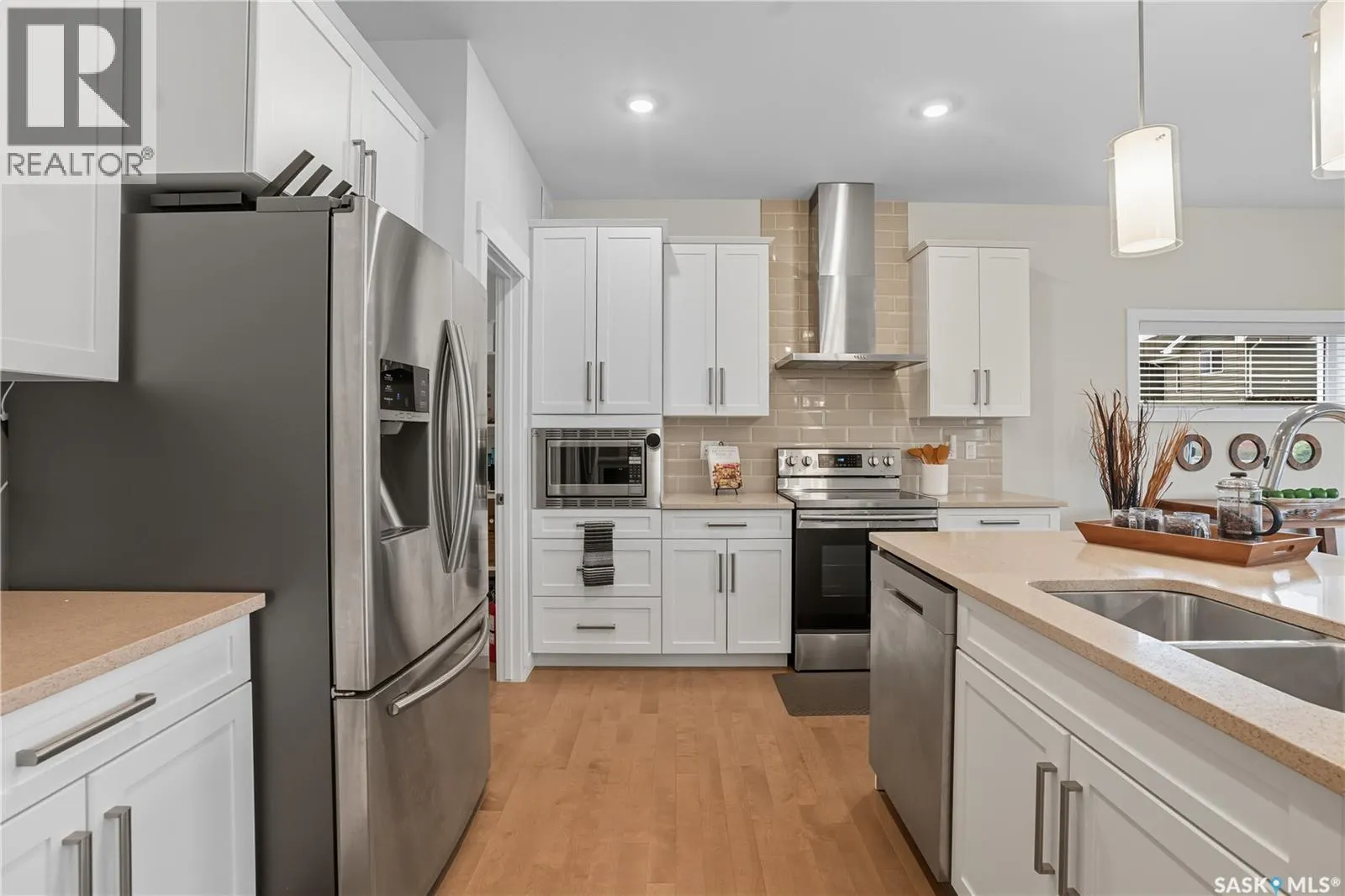 303 Dagnone CRESCENT