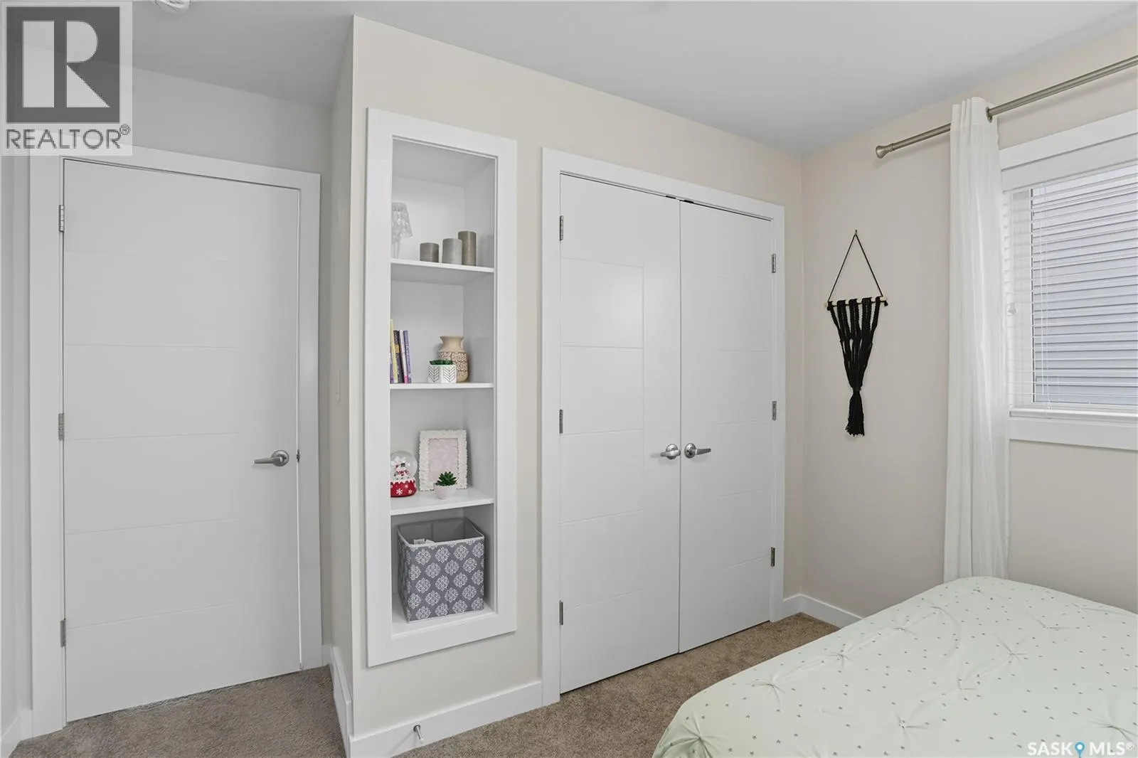 303 Dagnone CRESCENT