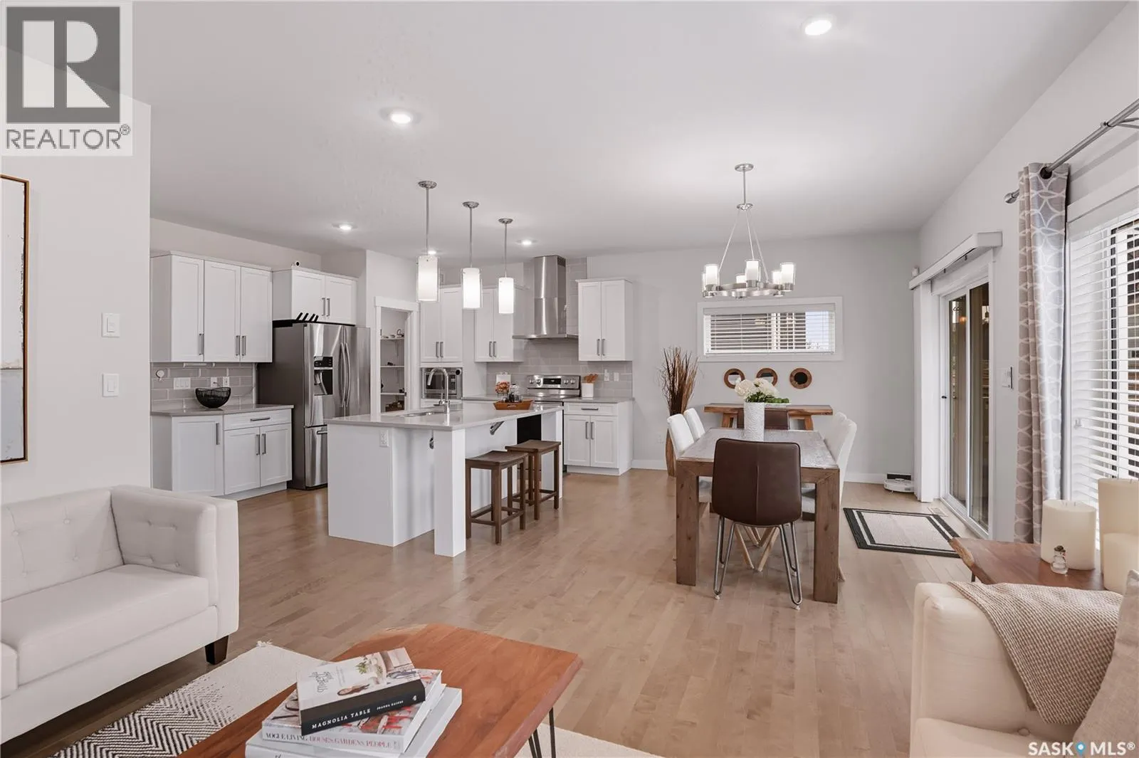 303 Dagnone CRESCENT