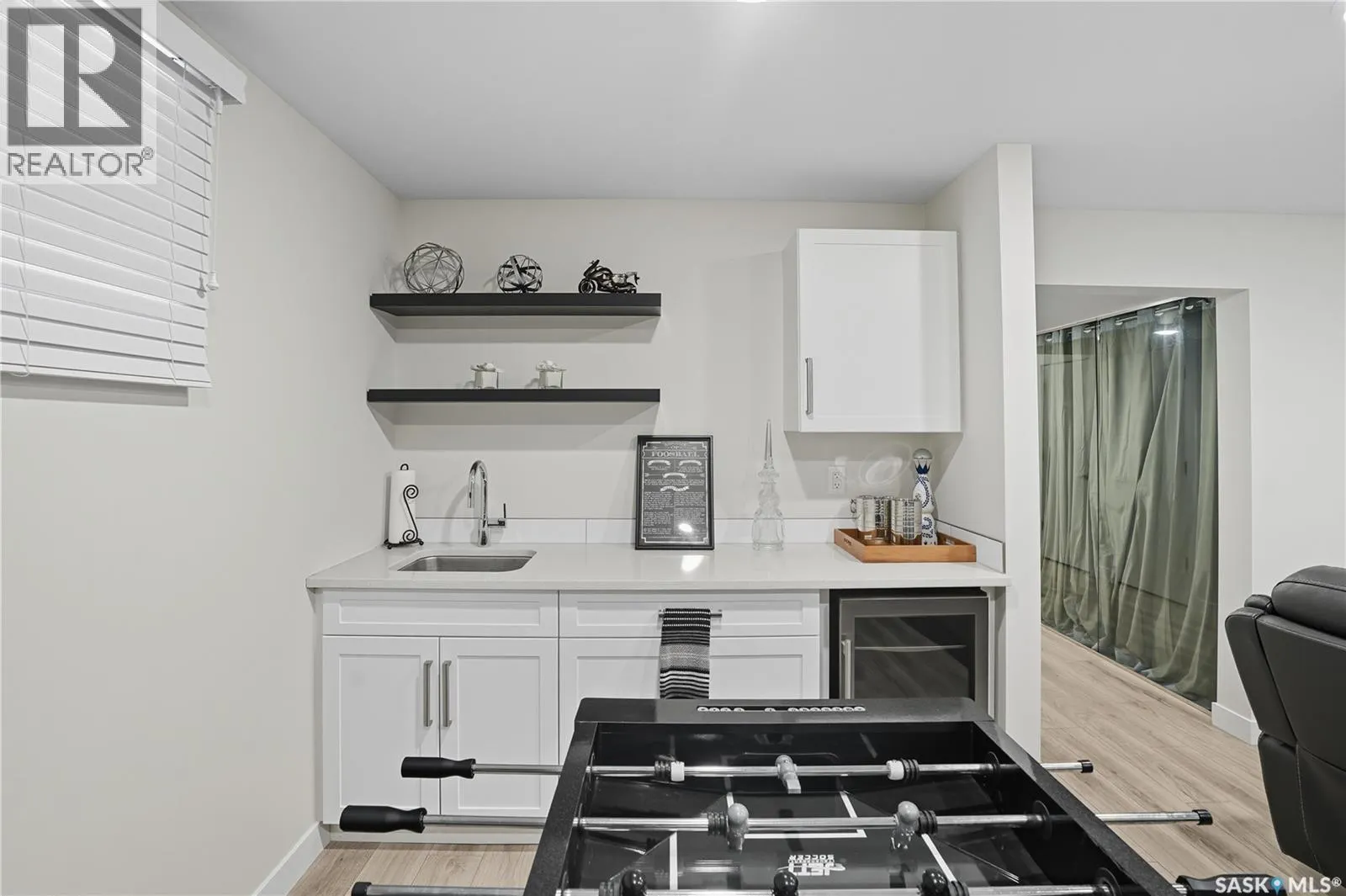 303 Dagnone CRESCENT