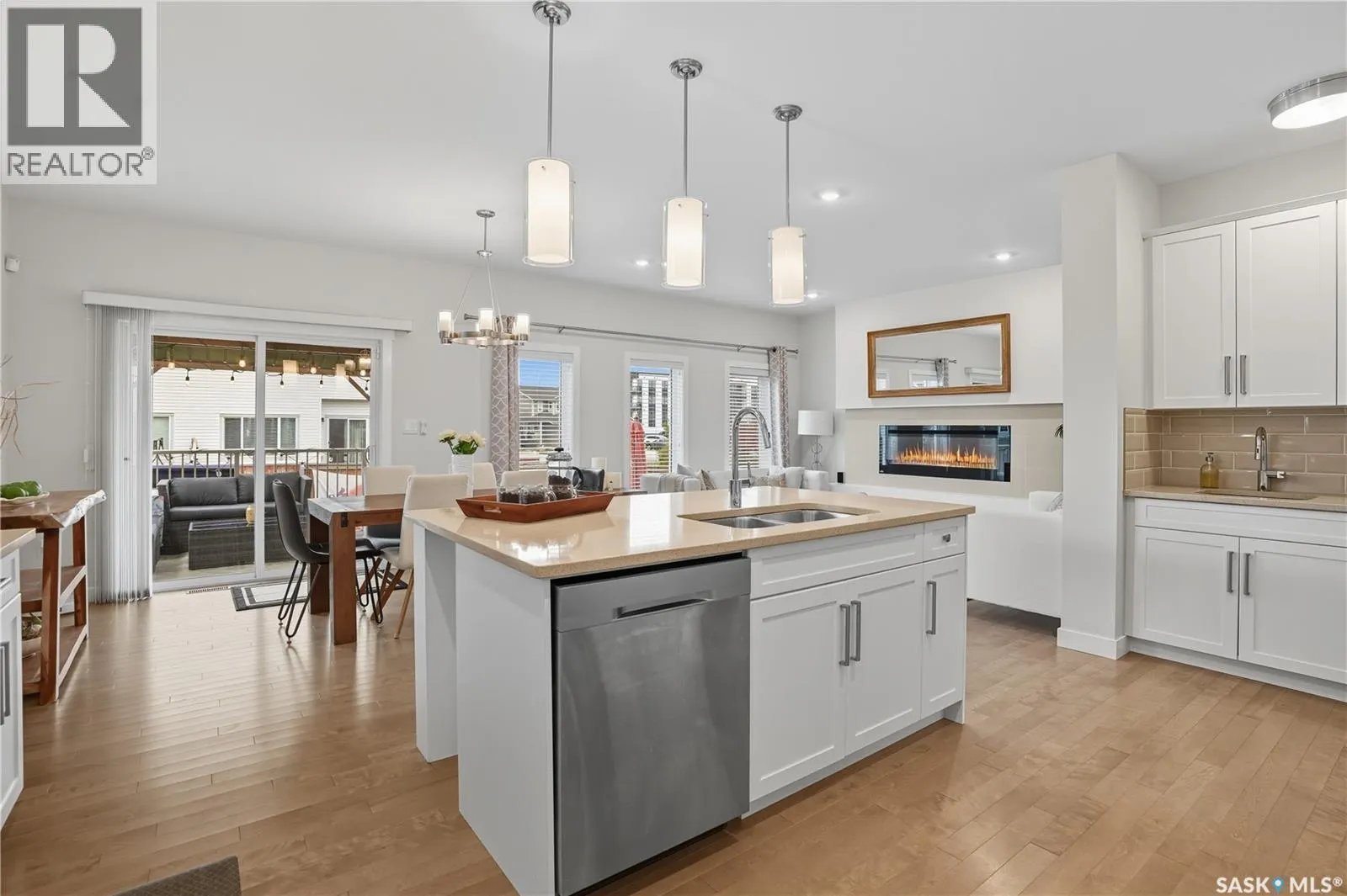 303 Dagnone CRESCENT