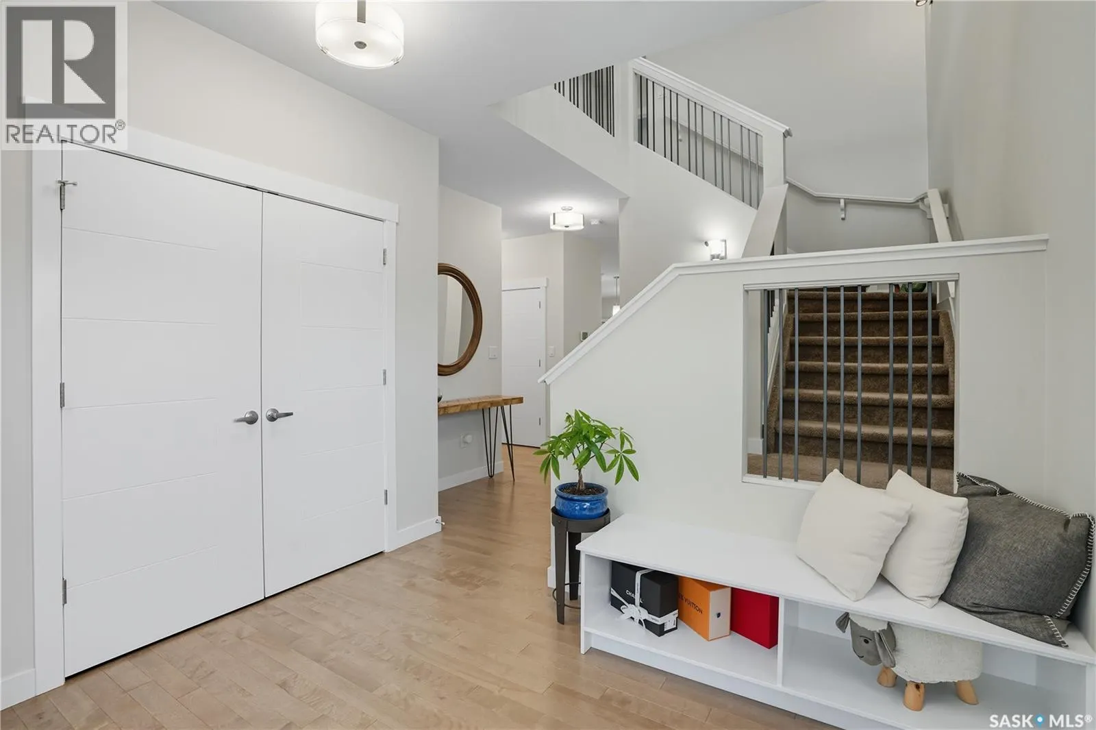 303 Dagnone CRESCENT