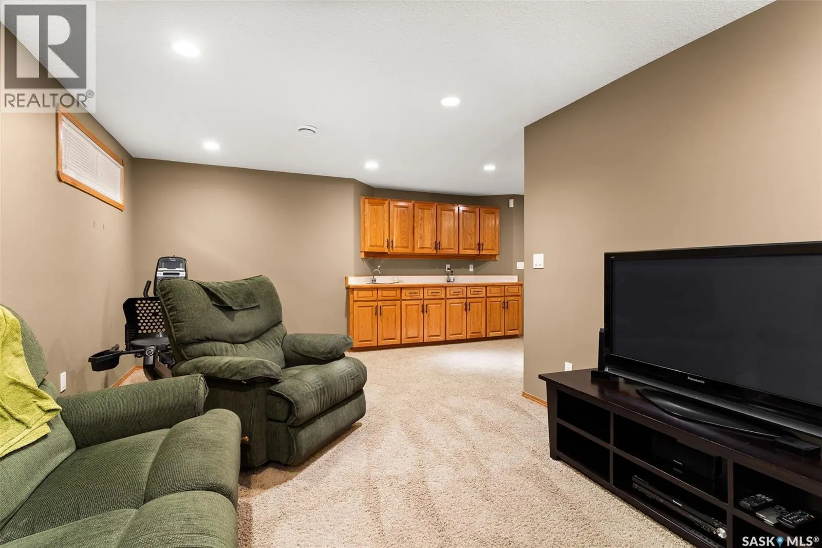 3023 Wimbledon DRIVE