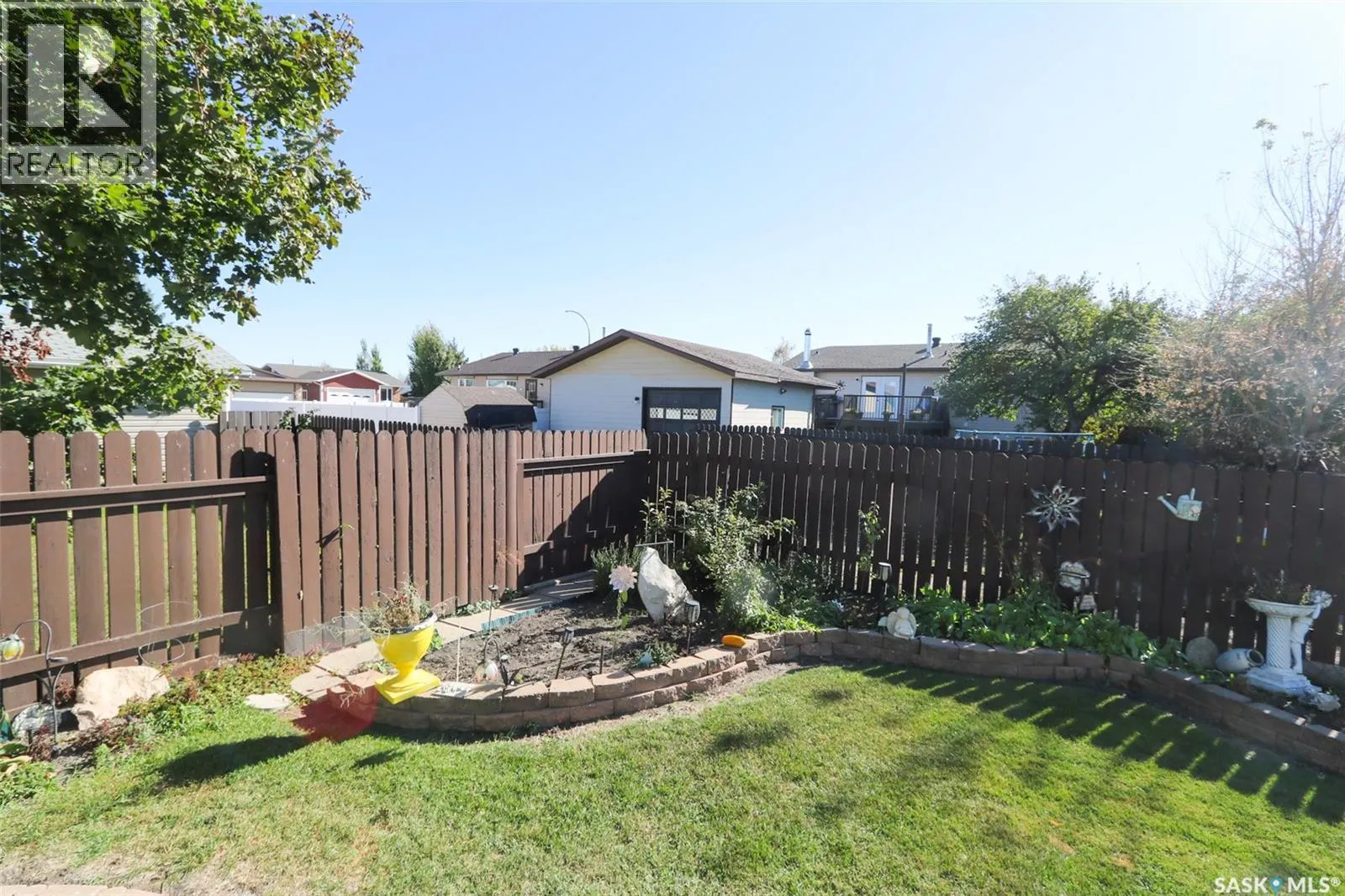 76 Morrison DRIVE