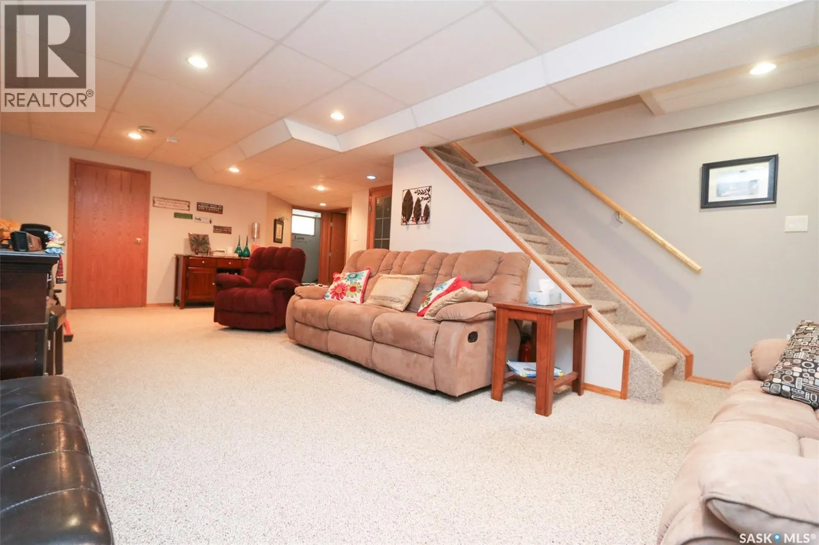 76 Morrison DRIVE