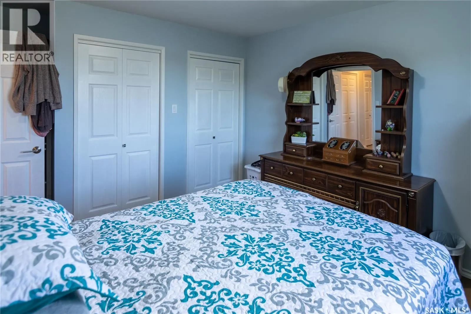 COUNTRY ACRES ACREAGE