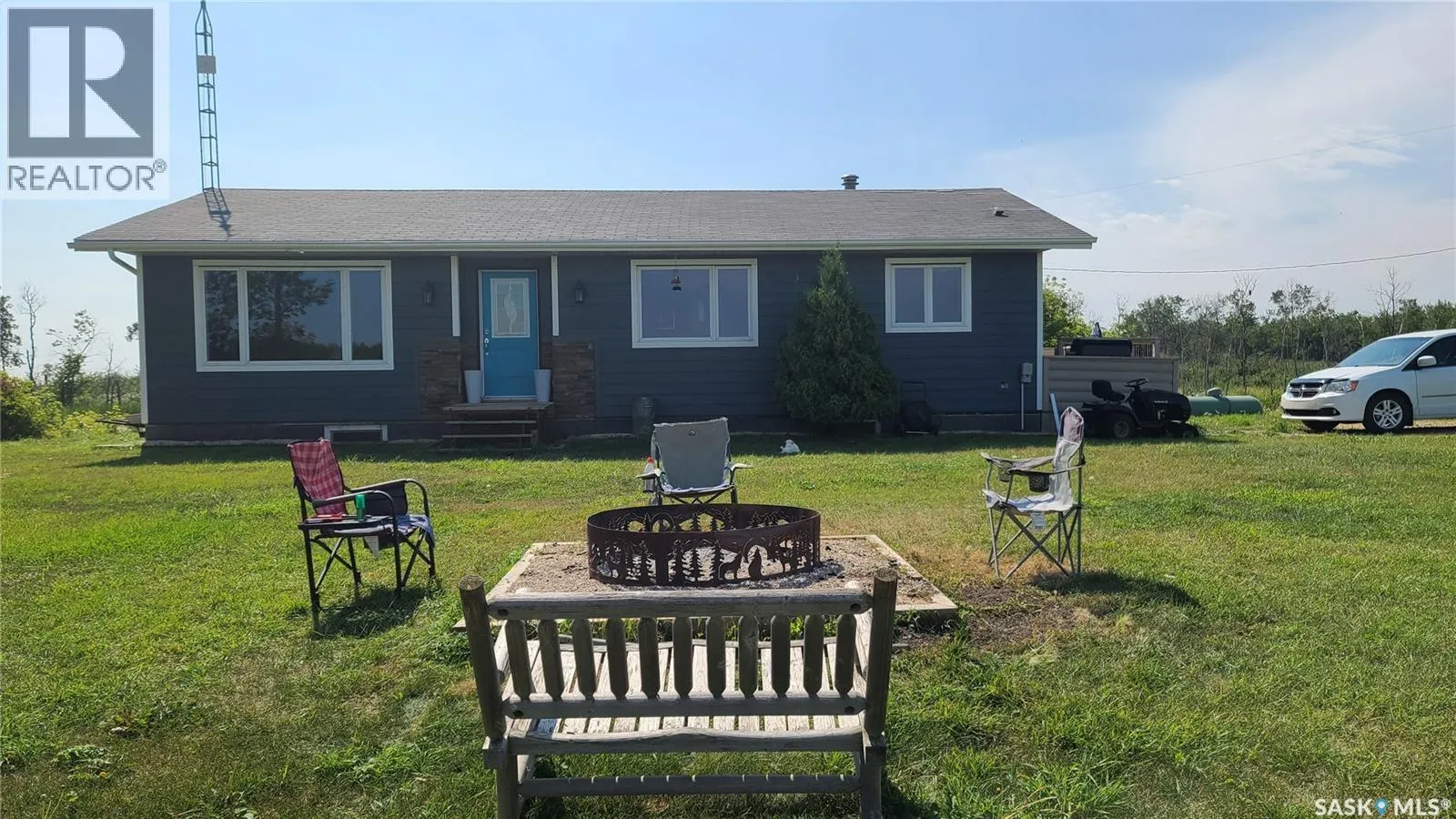 COUNTRY ACRES ACREAGE