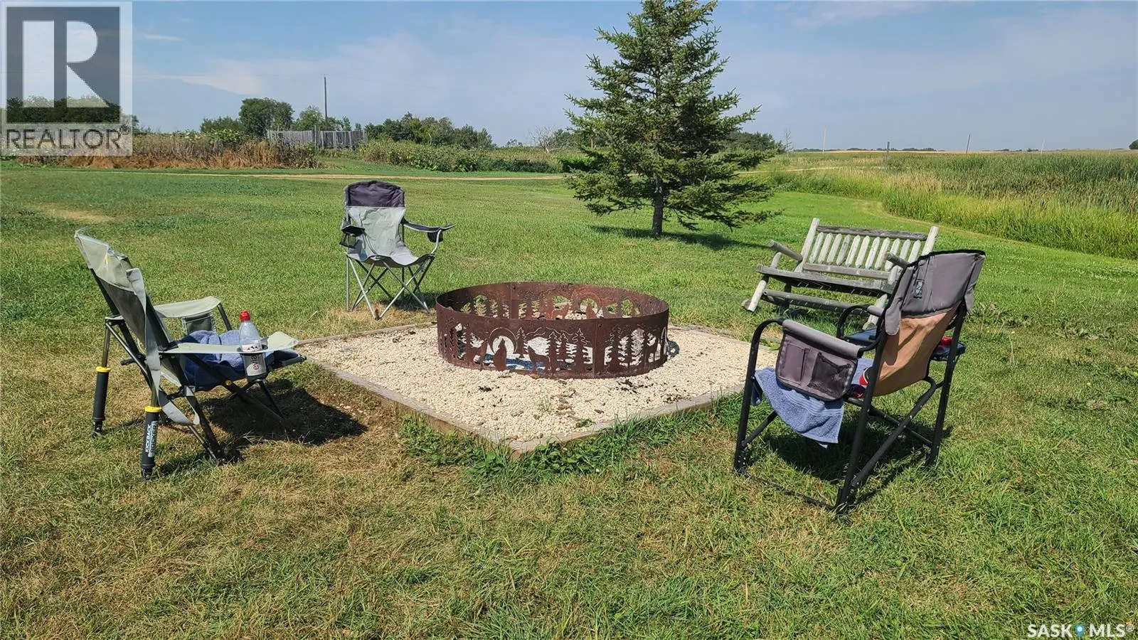 COUNTRY ACRES ACREAGE