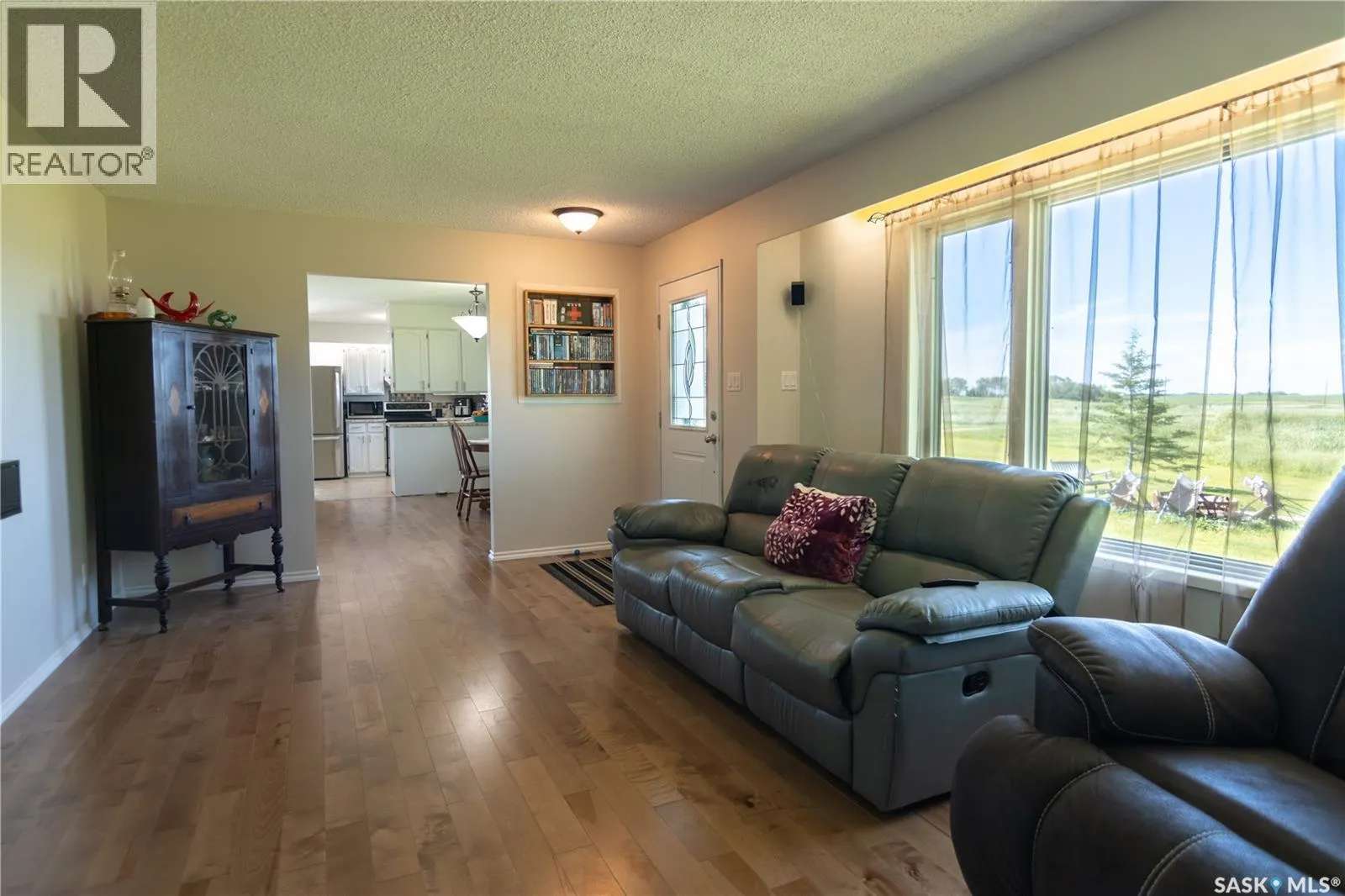 COUNTRY ACRES ACREAGE