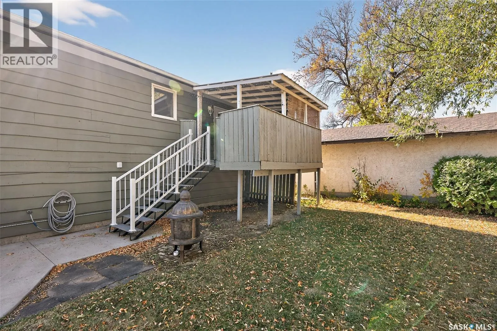 12 Buttercup CRESCENT NW