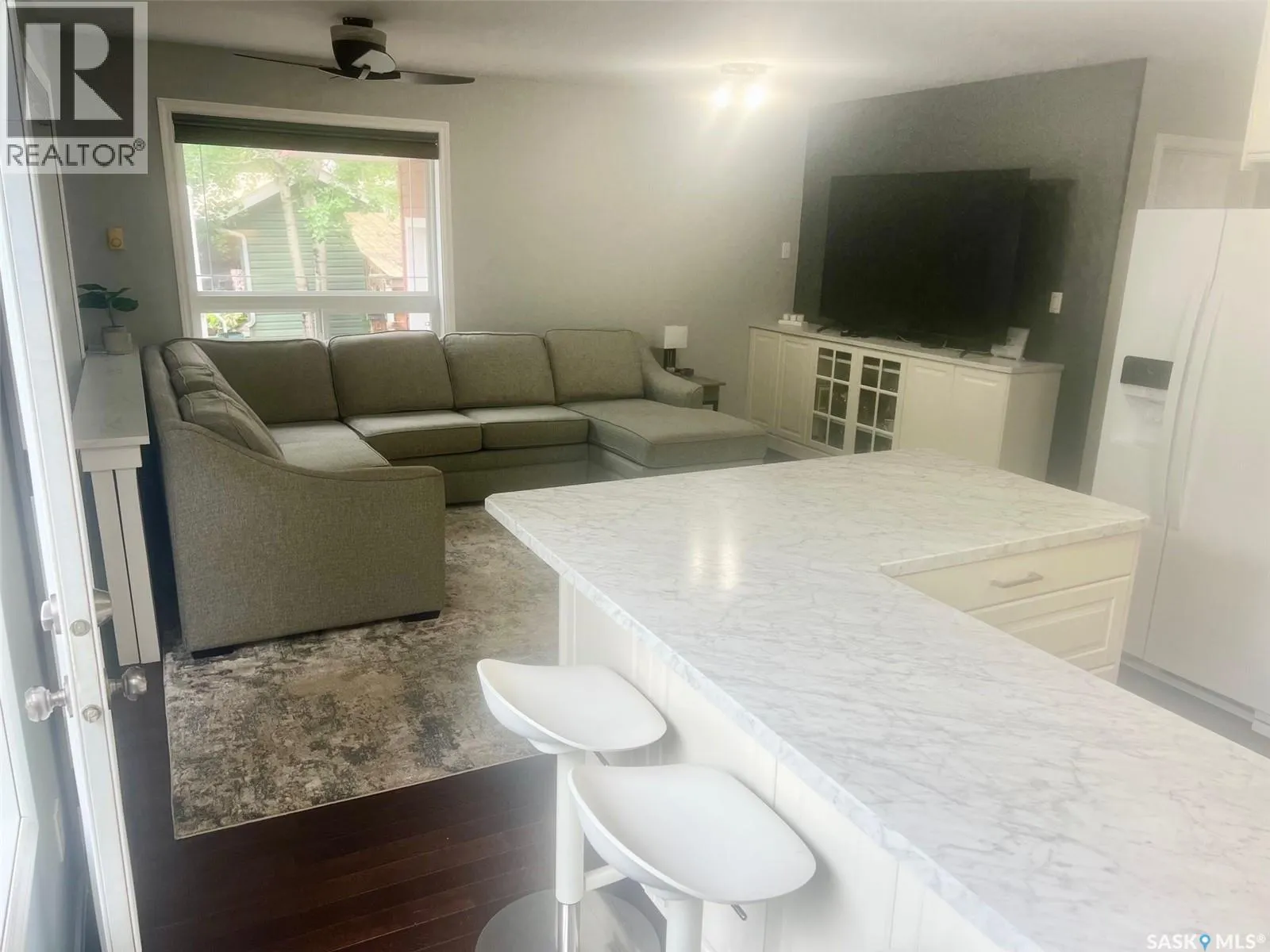 408 Oldroyd DRIVE