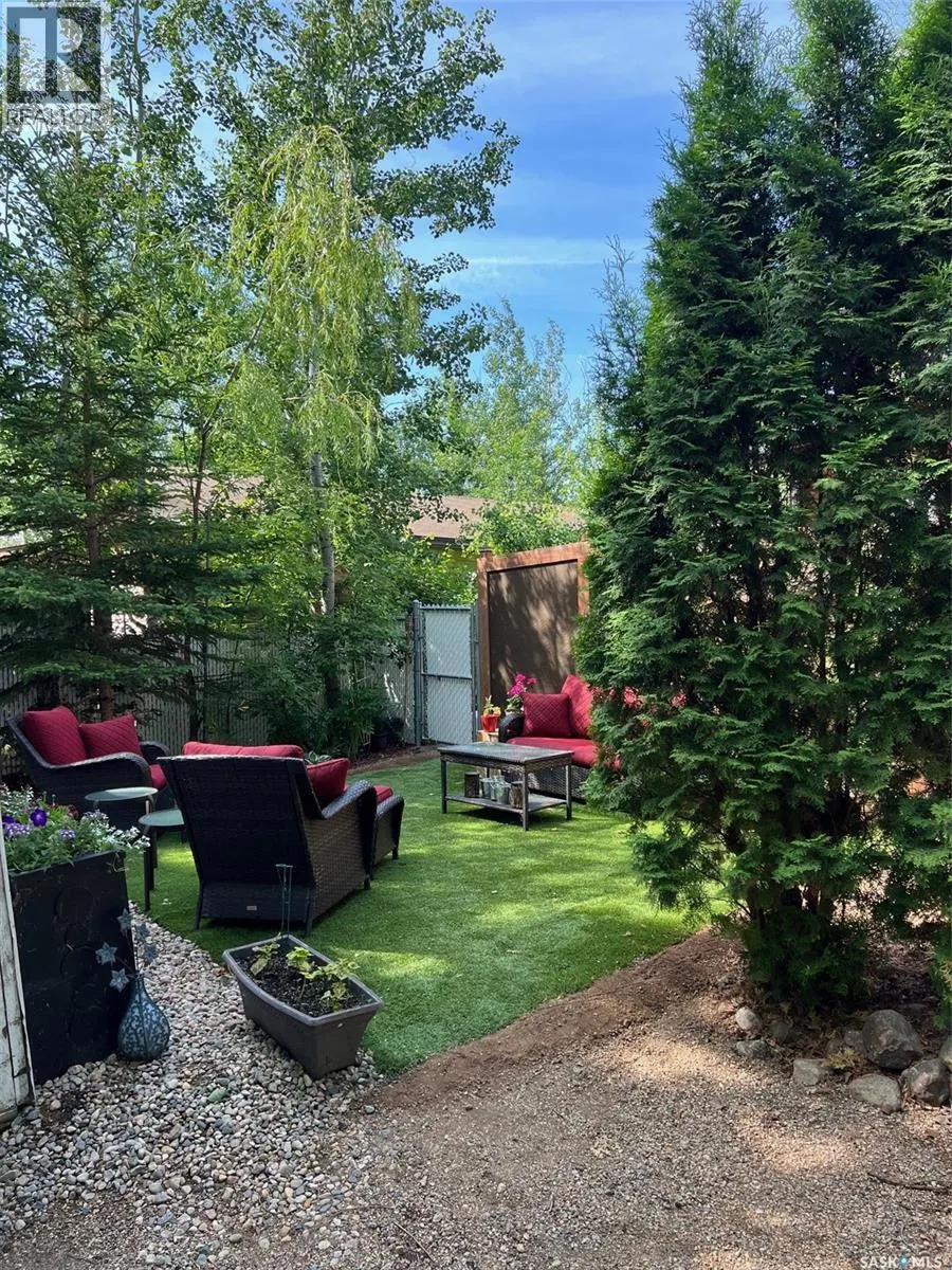408 Oldroyd DRIVE