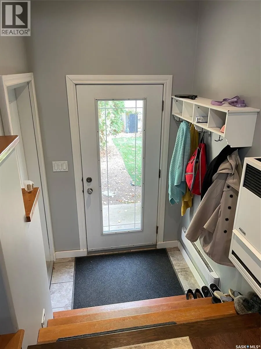 408 Oldroyd DRIVE