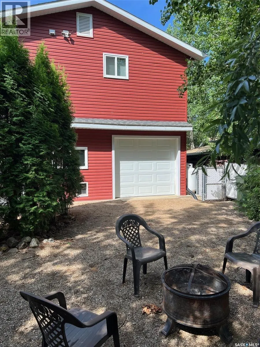 408 Oldroyd DRIVE
