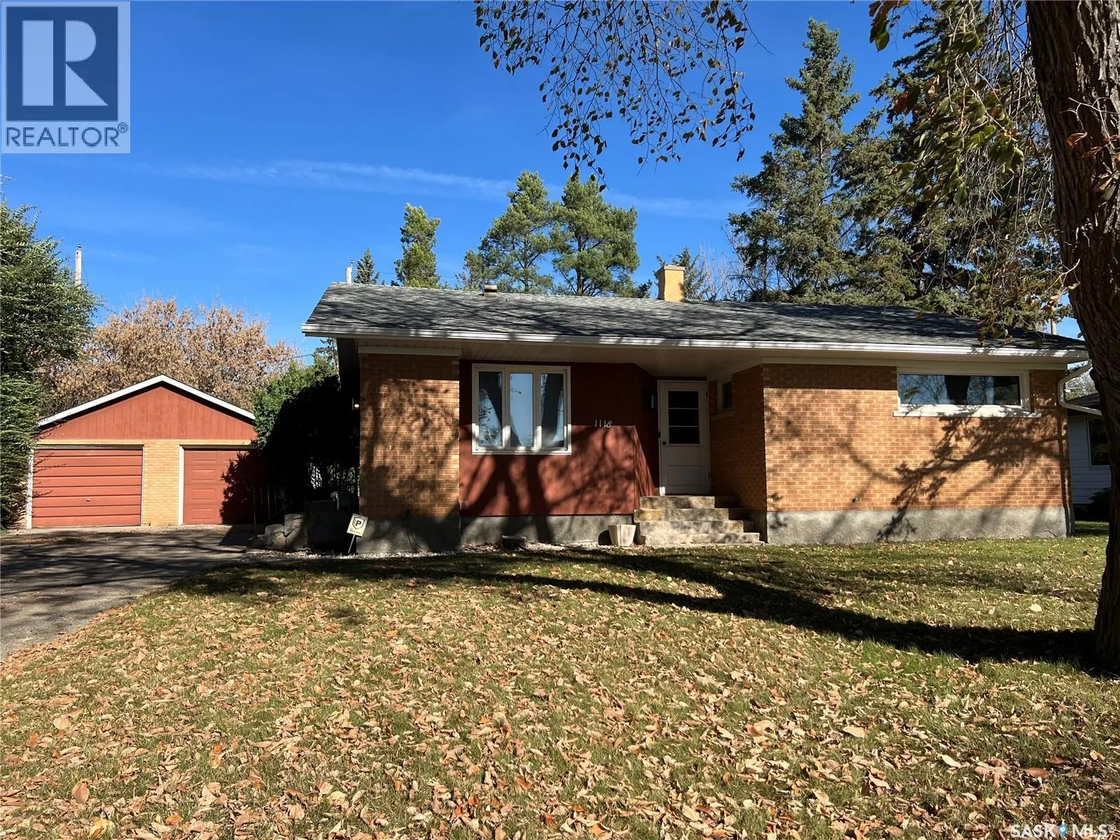 1118 Broadview ROAD