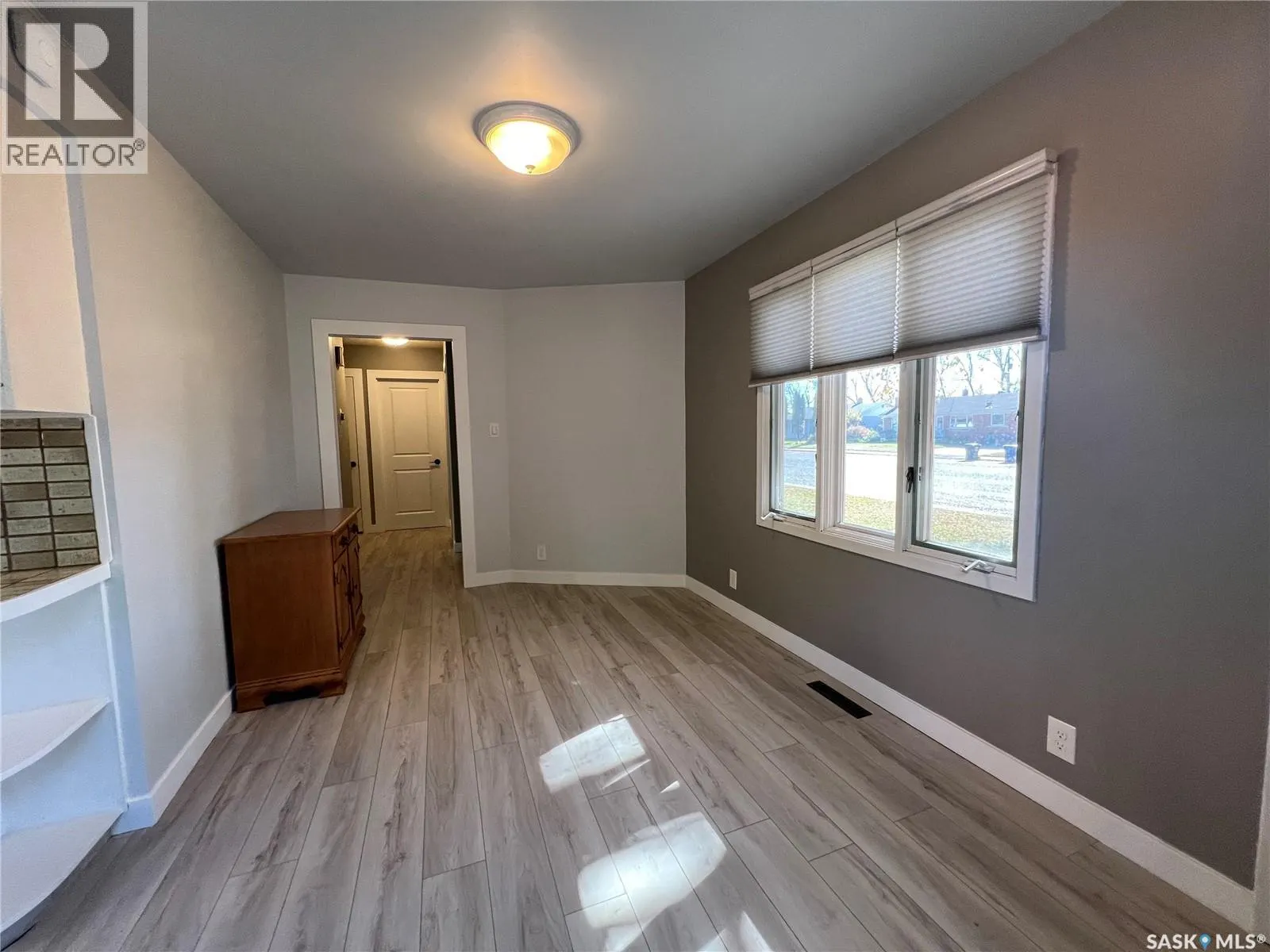 1118 Broadview ROAD