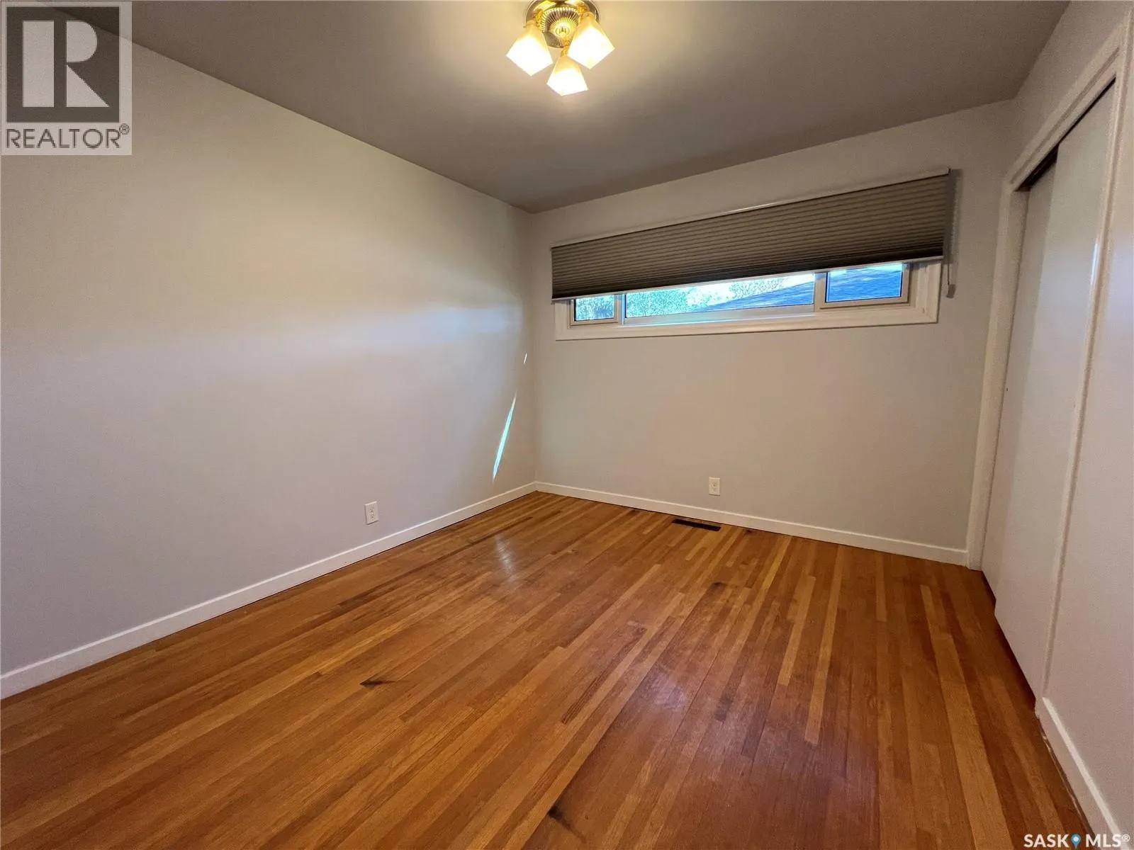 1118 Broadview ROAD