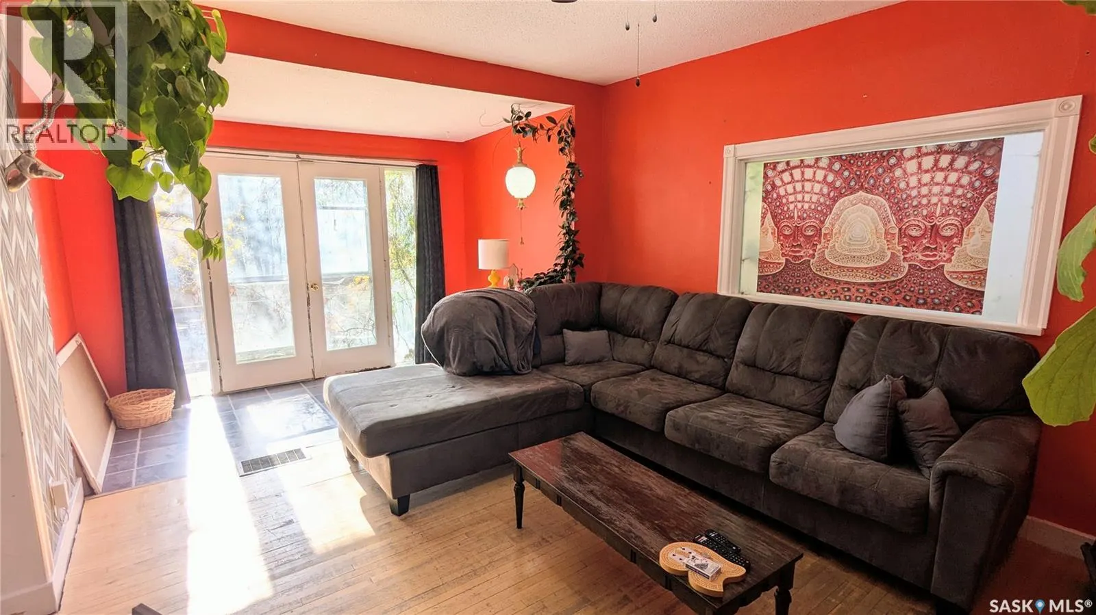 404 25th STREET W